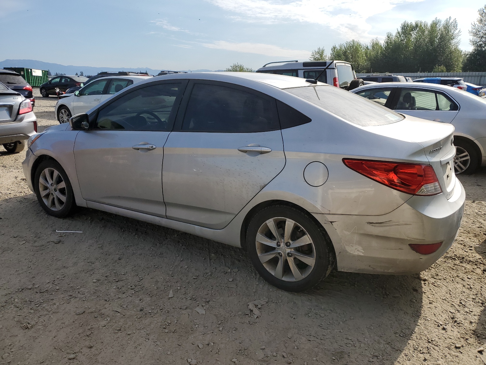 2012 Hyundai Accent Gls vin: KMHCU4AE6CU048405