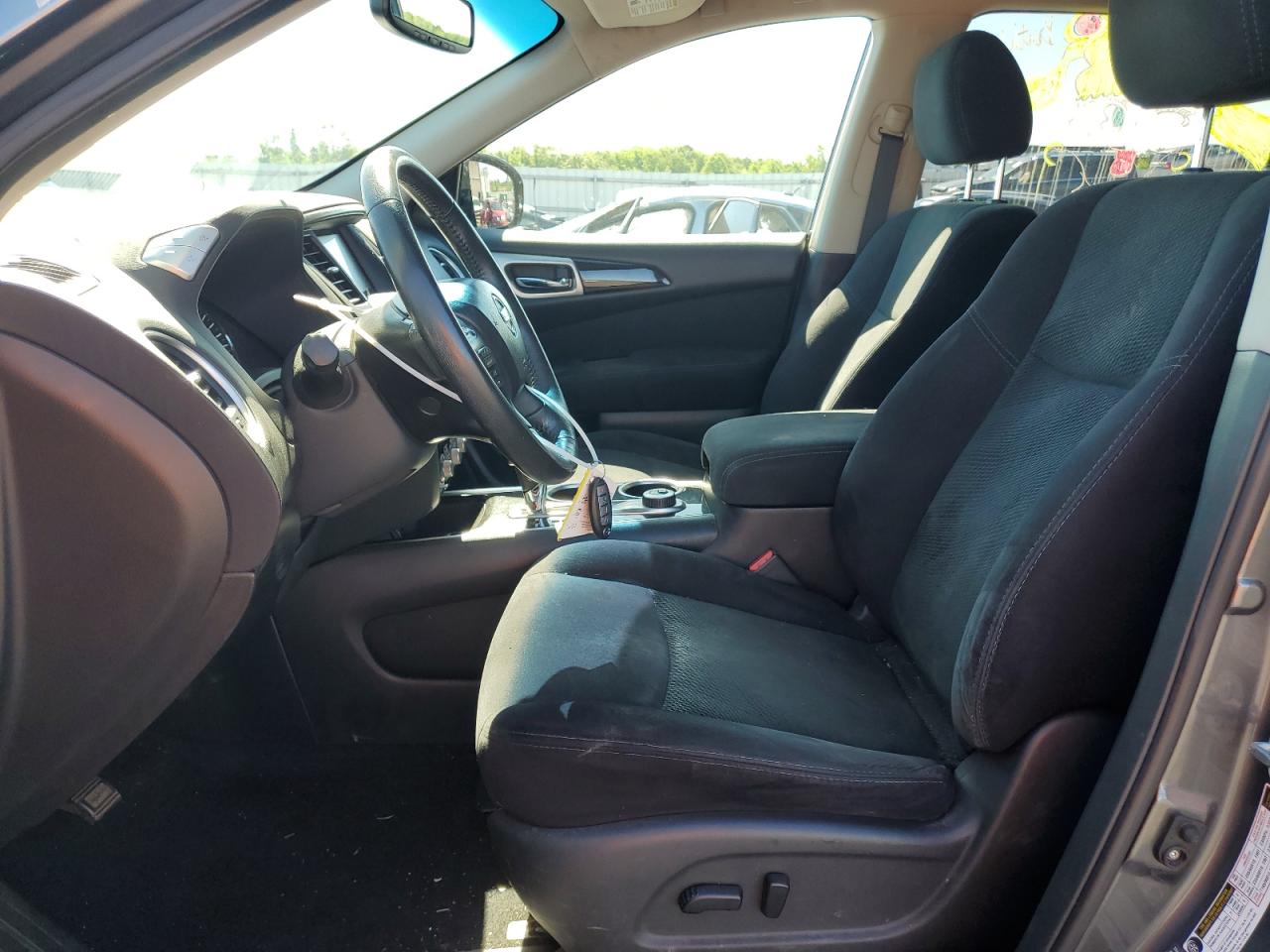 2015 Nissan Pathfinder S VIN: 5N1AR2MM5FC688132 Lot: 62811694