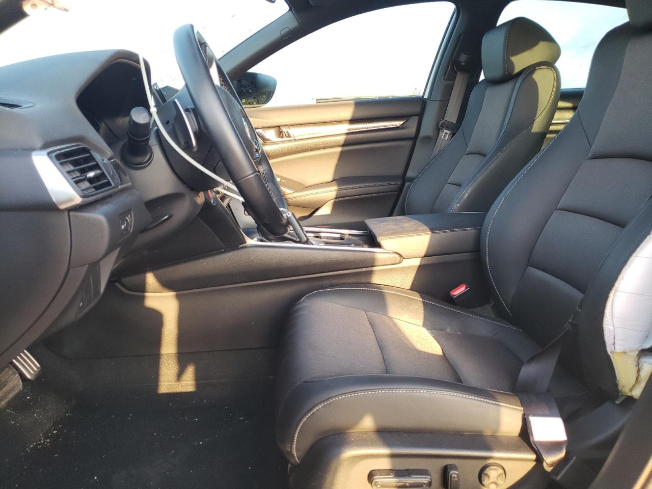 2022 Honda Accord Sport VIN: 1HGCV1F39NA037542 Lot: 64194874