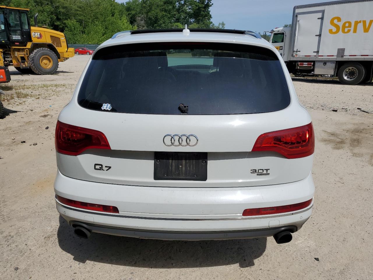 2015 Audi Q7 Premium Plus VIN: WA1LGAFE8FD023054 Lot: 63751794