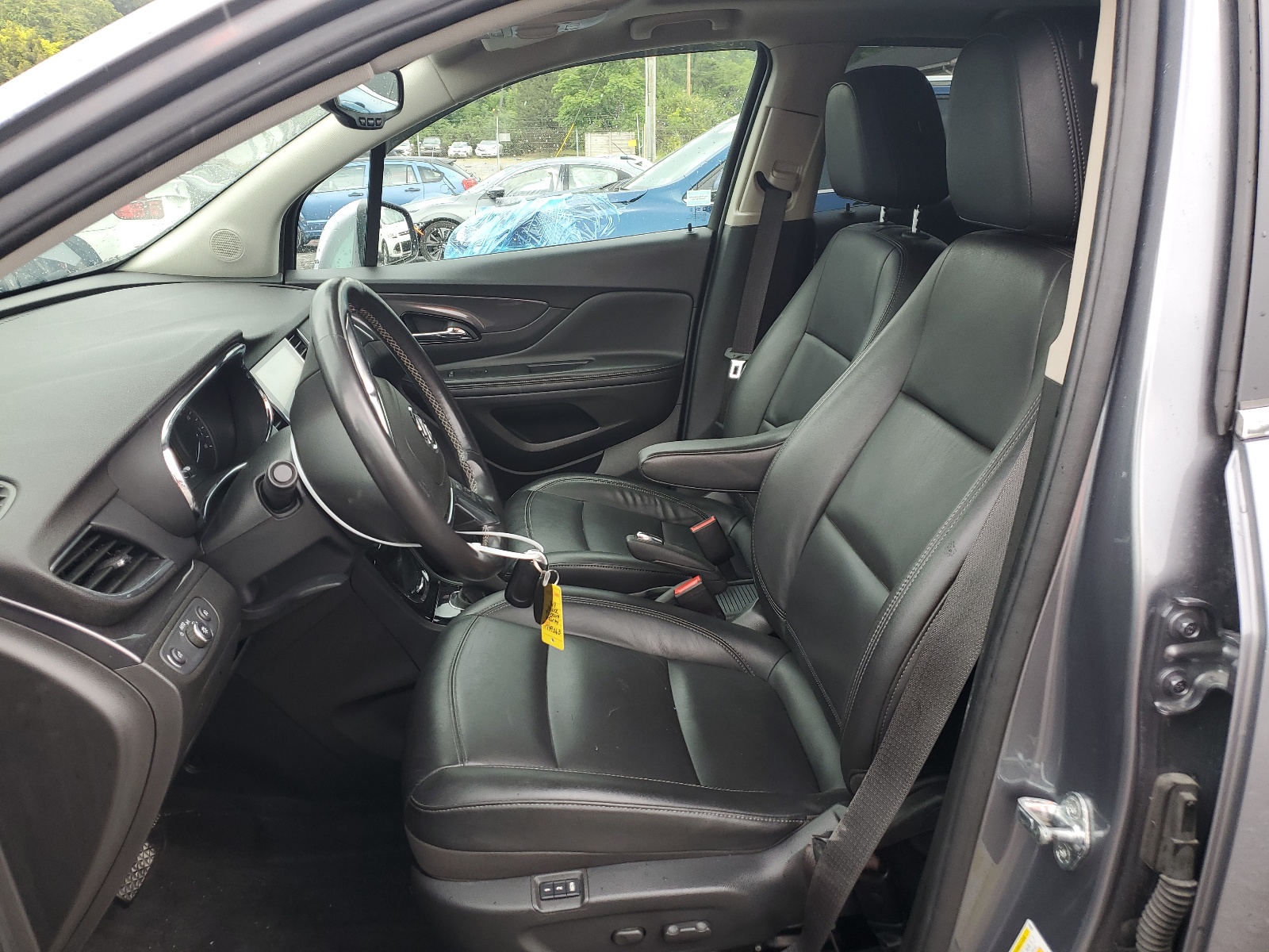 KL4CJGSM2KB749063 2019 Buick Encore Essence