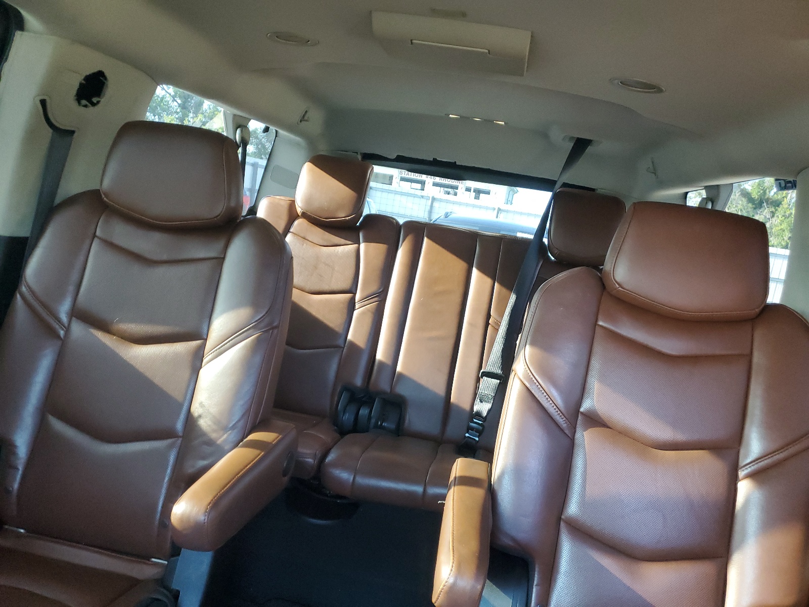 2019 Cadillac Escalade Esv Luxury vin: 1GYS3HKJ5KR106831