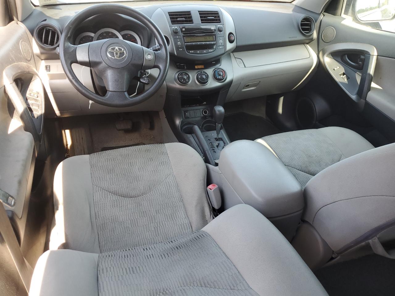 2T3ZF4DV9AW028332 2010 Toyota Rav4