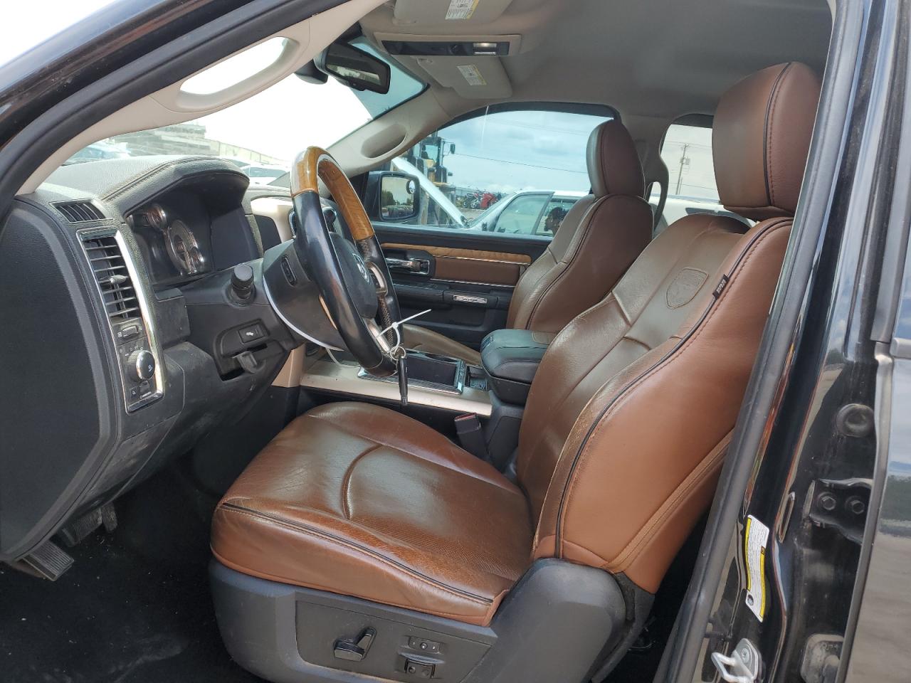 2015 Ram 2500 Longhorn VIN: 3C6UR5GL7FG665347 Lot: 64151994