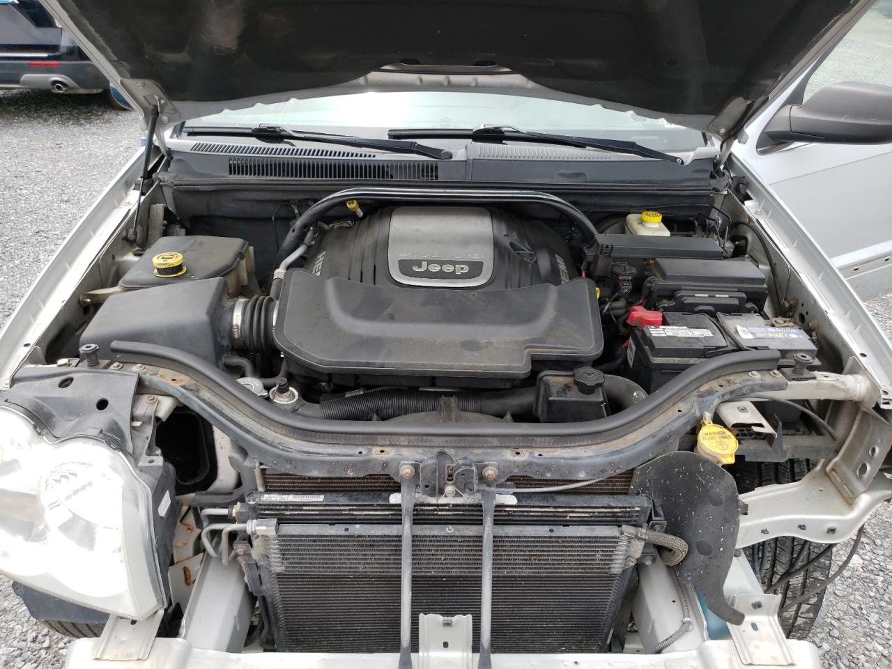 2005 Jeep Grand Cherokee Limited VIN: 1J4HR58265C677906 Lot: 64001954