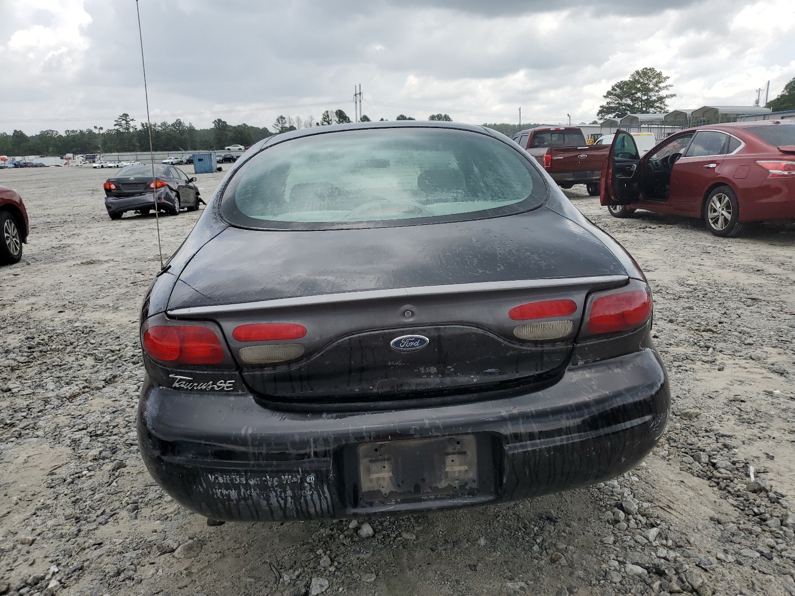 1FAFP52U5WA222285 1998 Ford Taurus Lx