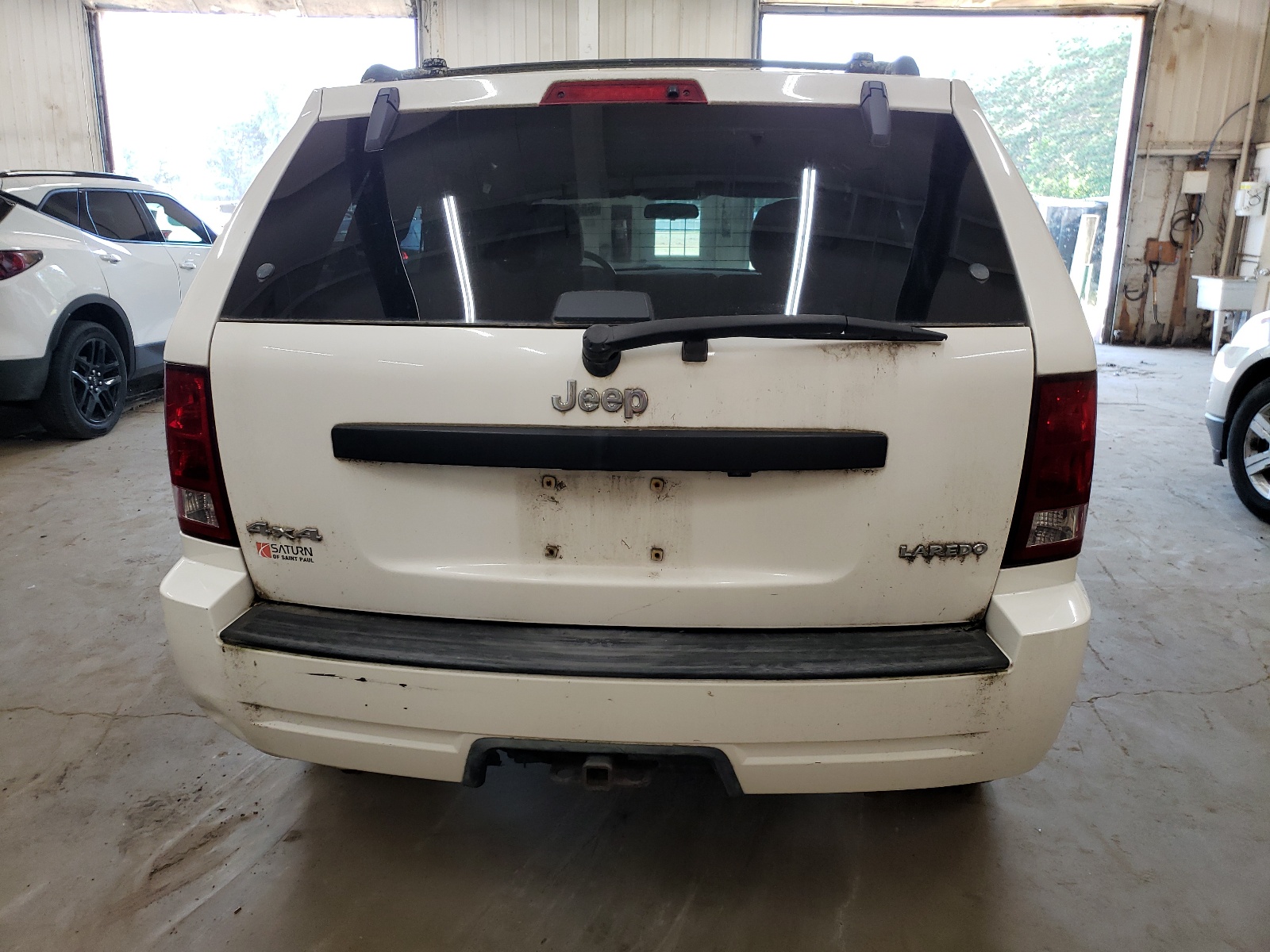 1J4GR48K55C702526 2005 Jeep Grand Cherokee Laredo