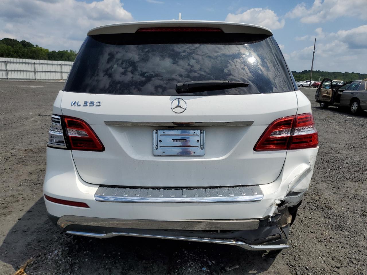 2015 Mercedes-Benz Ml 350 VIN: 4JGDA5JB7FA551357 Lot: 61566444