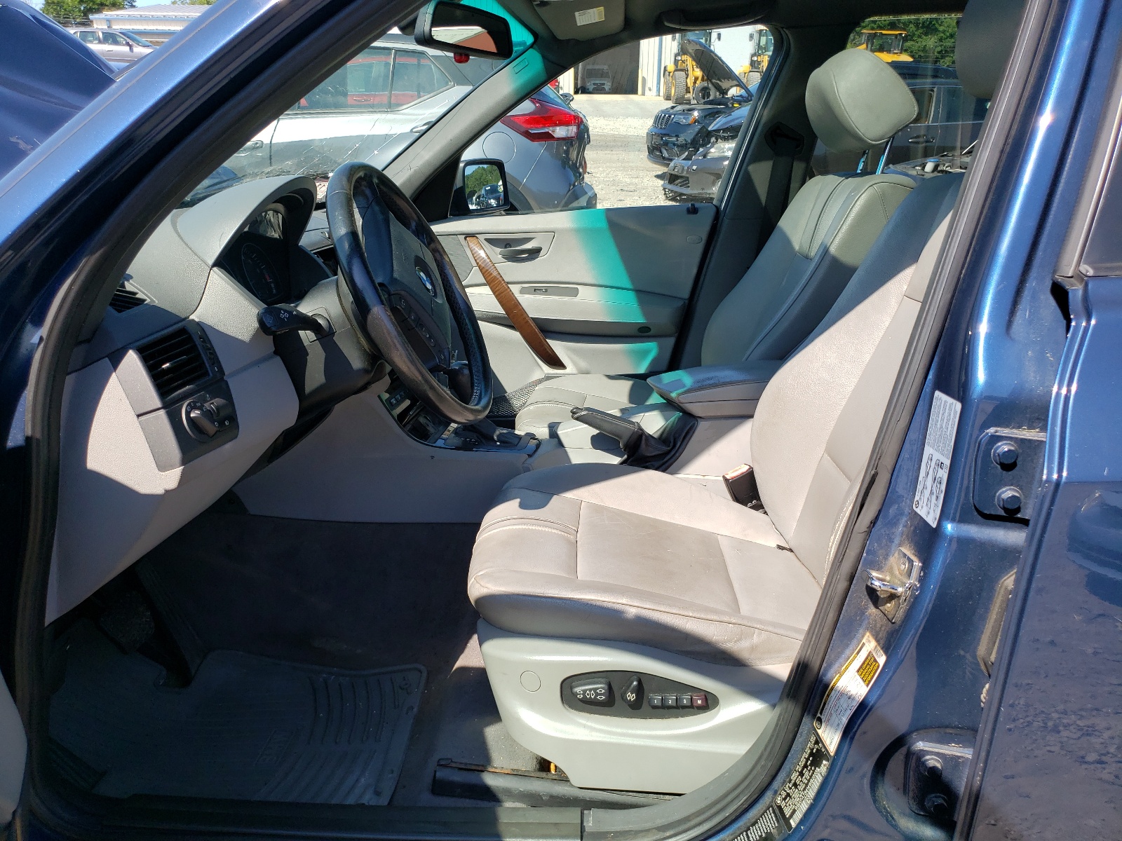 WBXPA73414WB23589 2004 BMW X3 2.5I