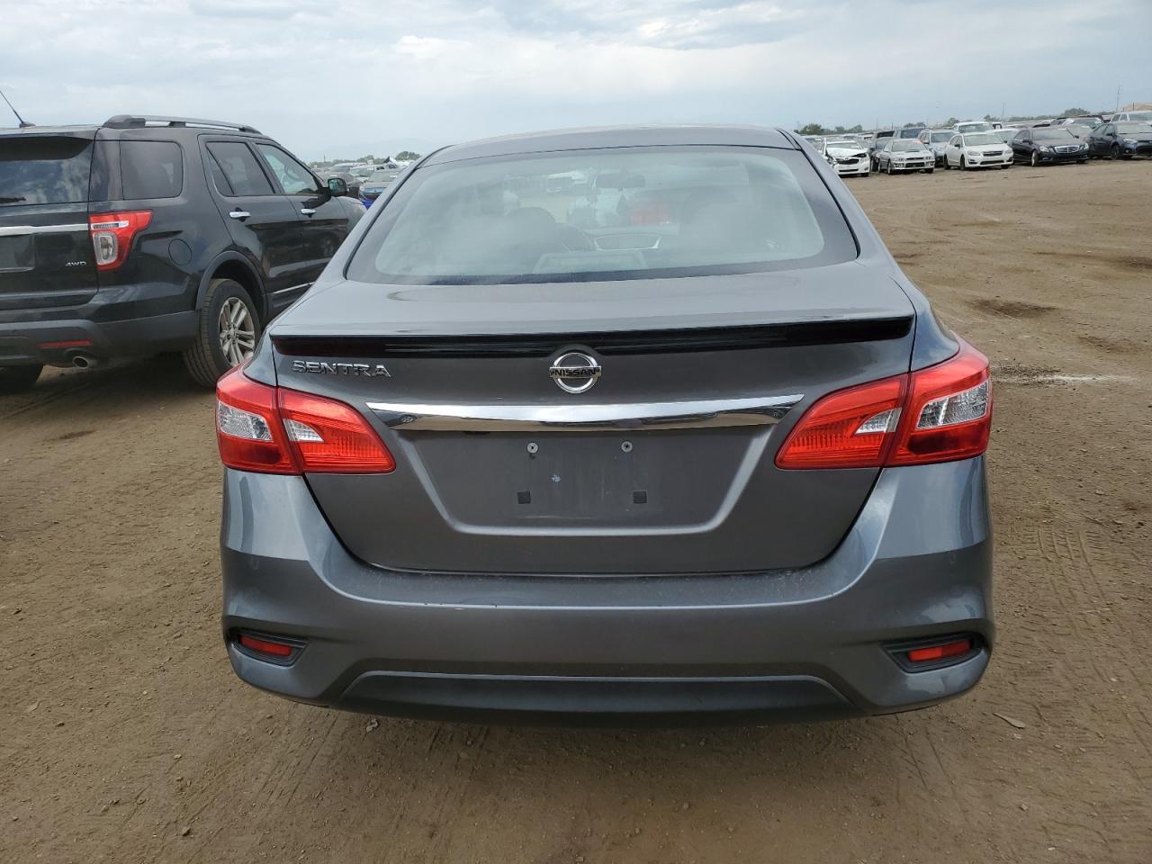 3N1AB7AP2JY317789 2018 Nissan Sentra S