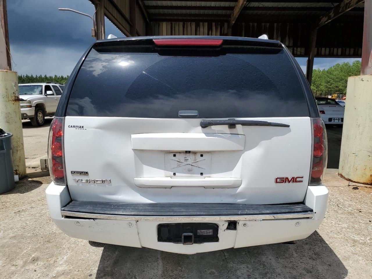 1GKUKEEF9AR219692 2010 GMC Yukon Denali