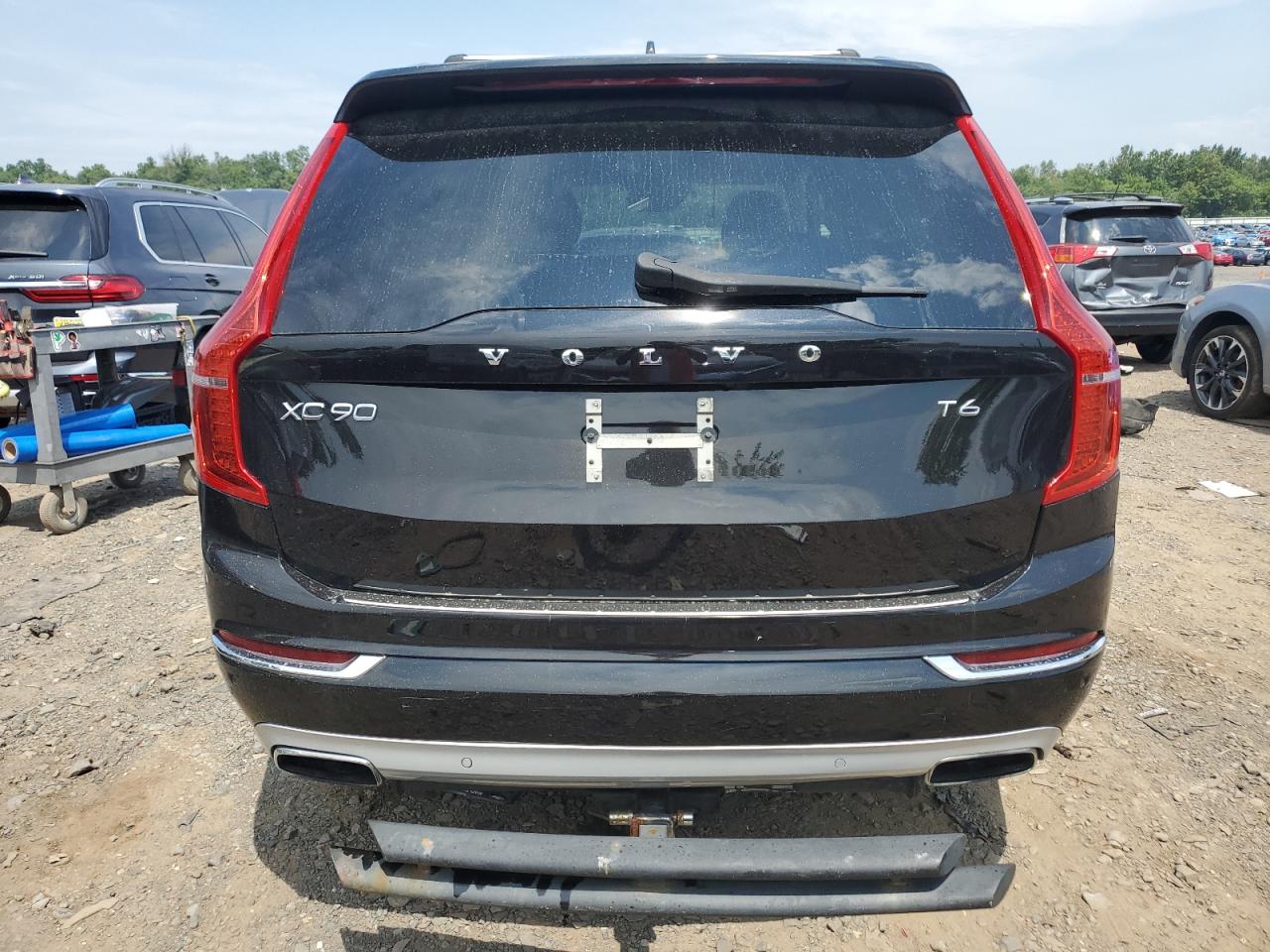 YV4A22PL8J1211093 2018 Volvo Xc90 T6