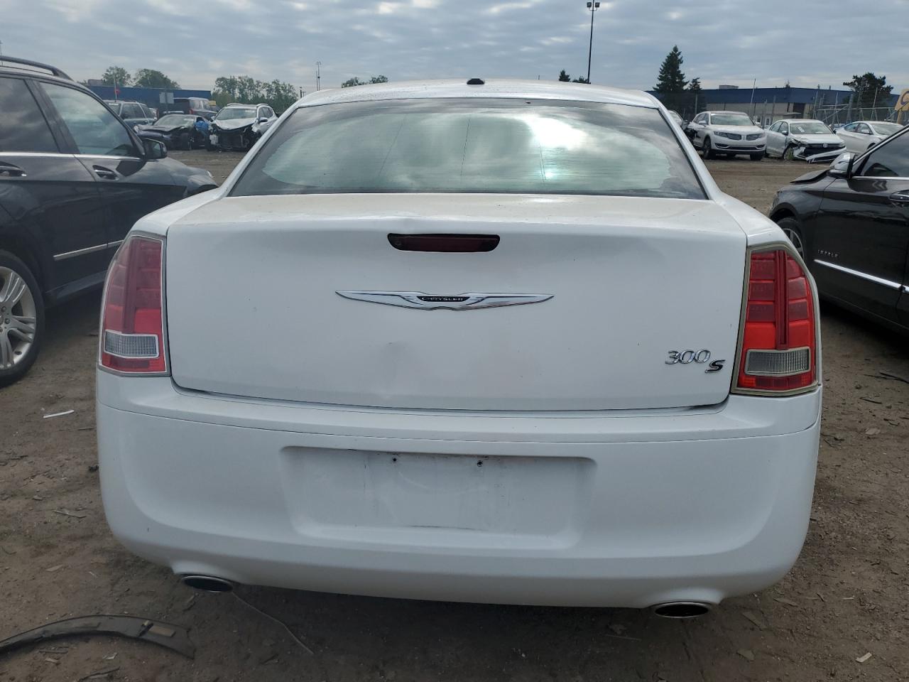 2013 Chrysler 300 S VIN: 2C3CCABG4DH590049 Lot: 61513394