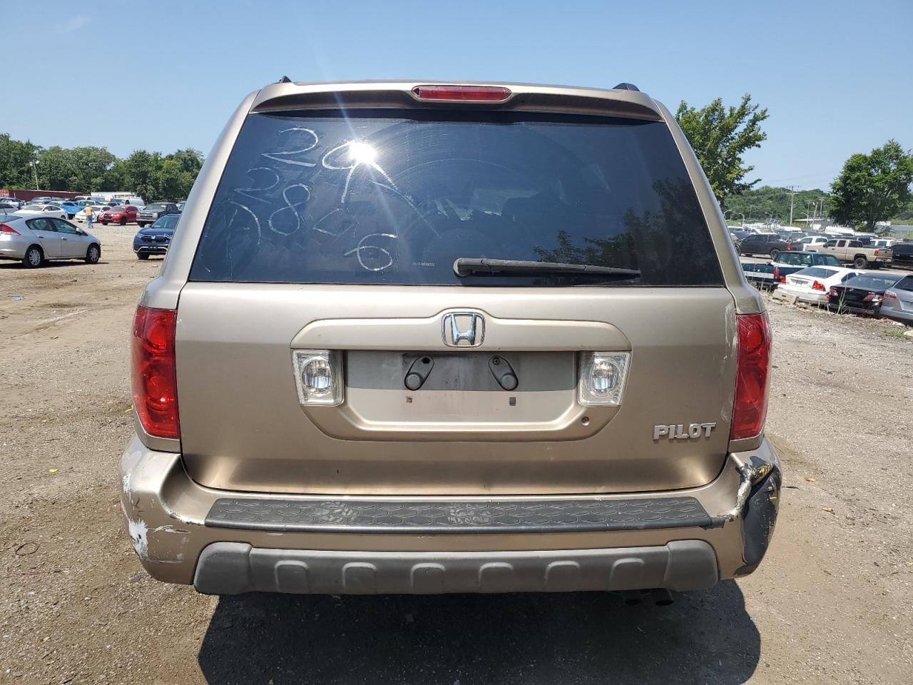 2004 Honda Pilot Ex VIN: 2HKYF184X4H586892 Lot: 64046234
