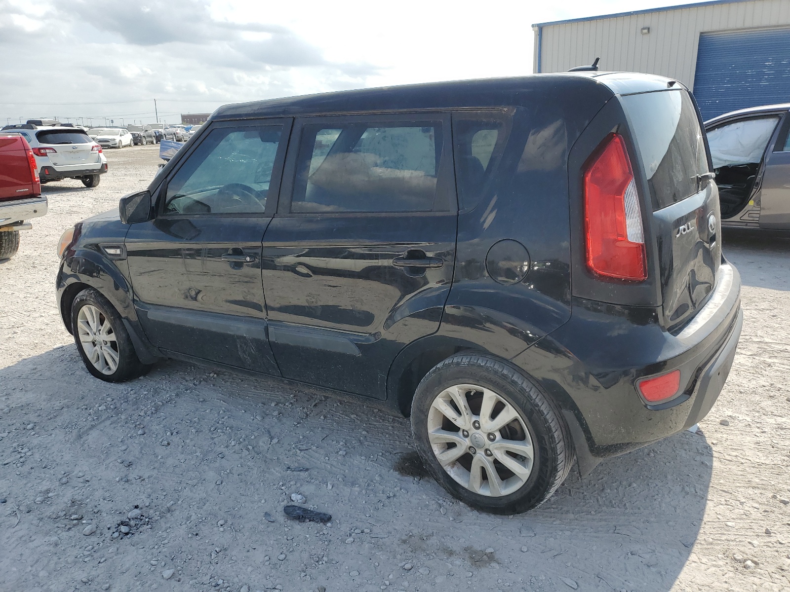 2013 Kia Soul vin: KNDJT2A56D7755913