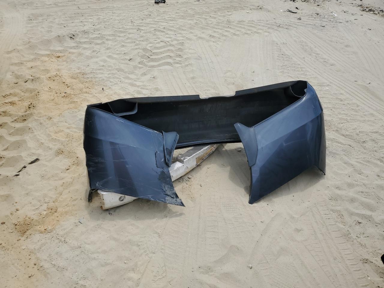 2005 Honda Accord Lx VIN: 1HGCM56465A140064 Lot: 61021914