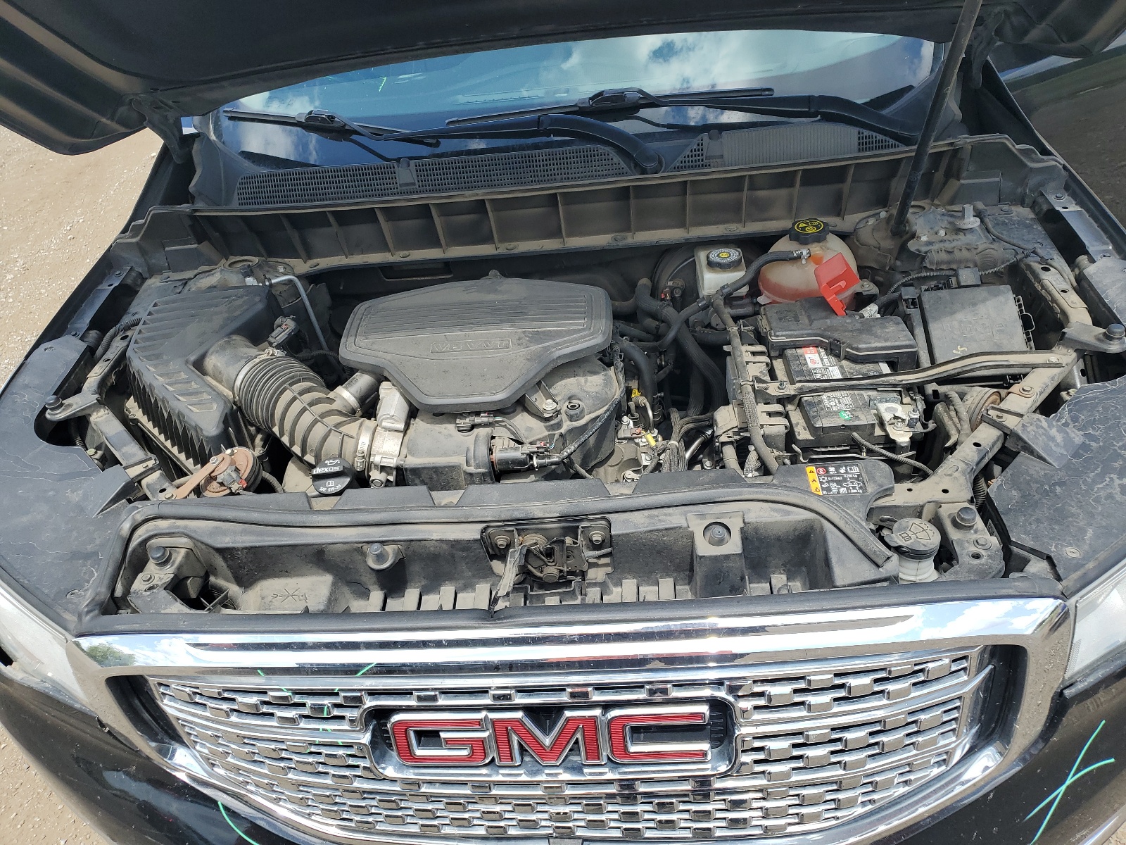 1GKKNPLS1KZ244372 2019 GMC Acadia Denali