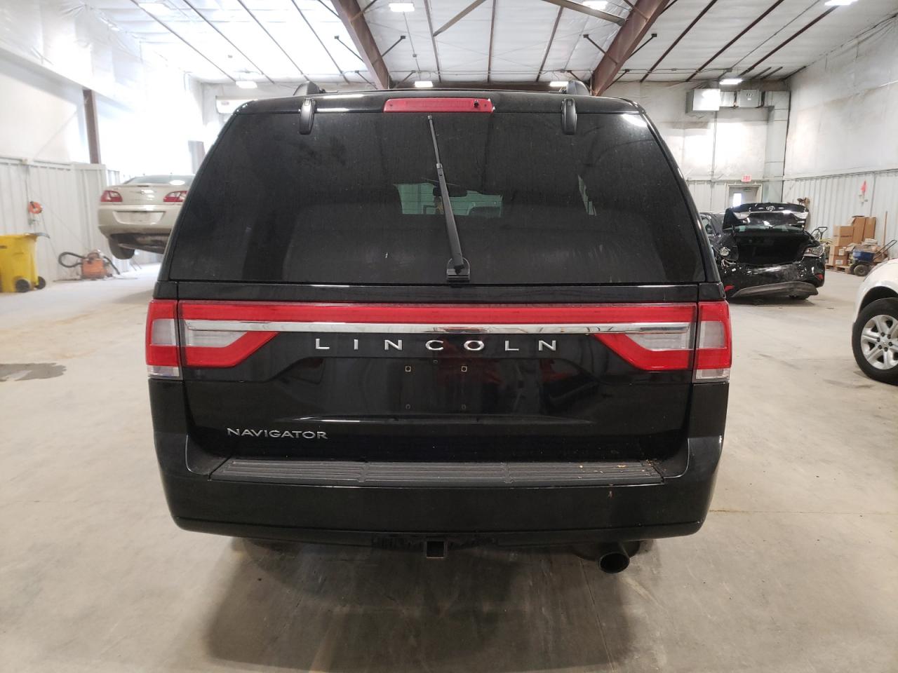 5LMJJ2JT4HEL07295 2017 Lincoln Navigator Select