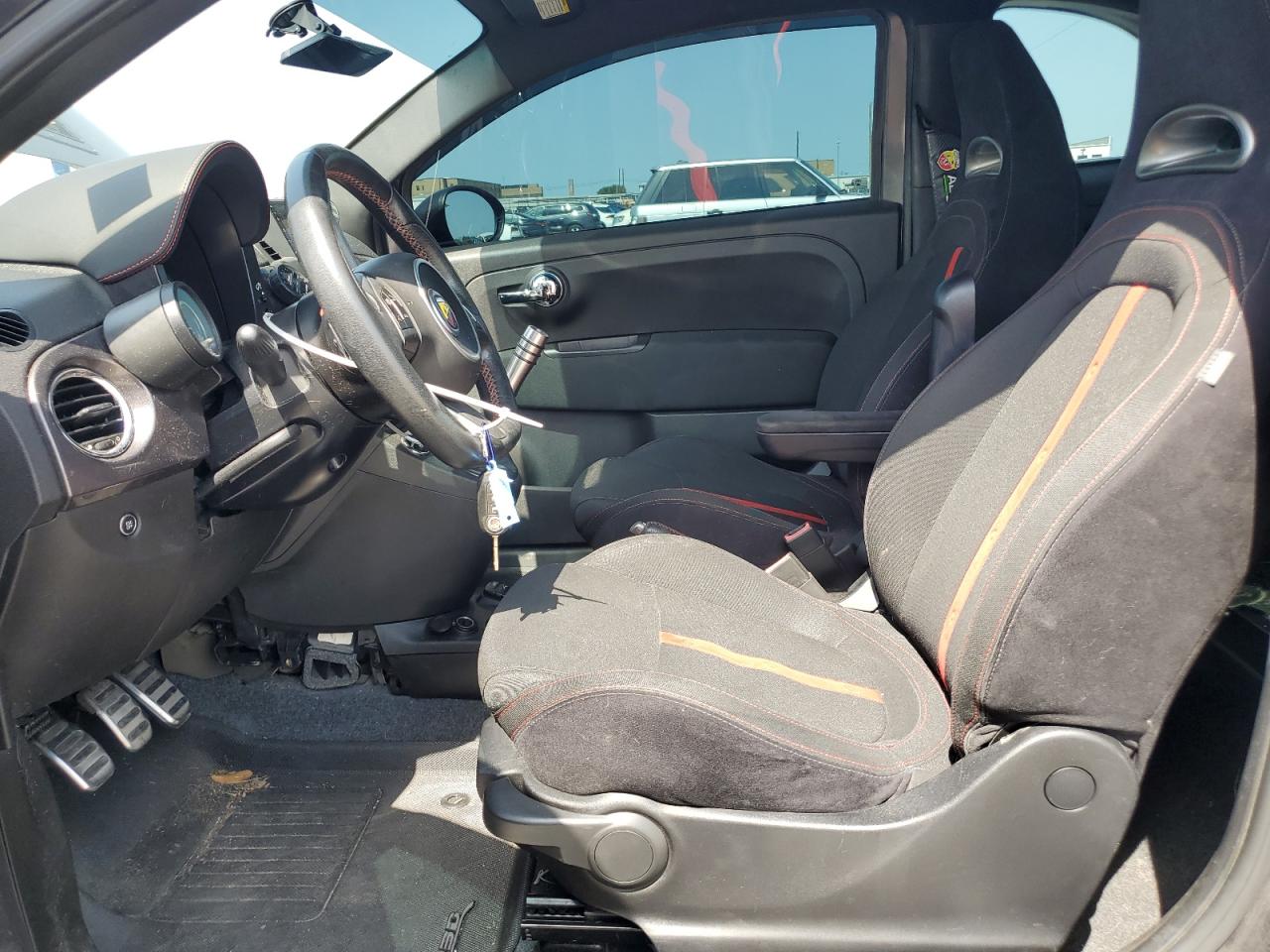 2015 Fiat 500 Abarth VIN: 3C3CFFFH1FT733282 Lot: 62739564