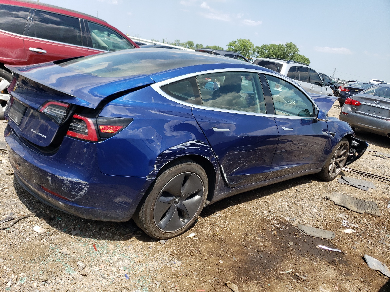 2020 Tesla Model 3 vin: 5YJ3E1EB6LF664520