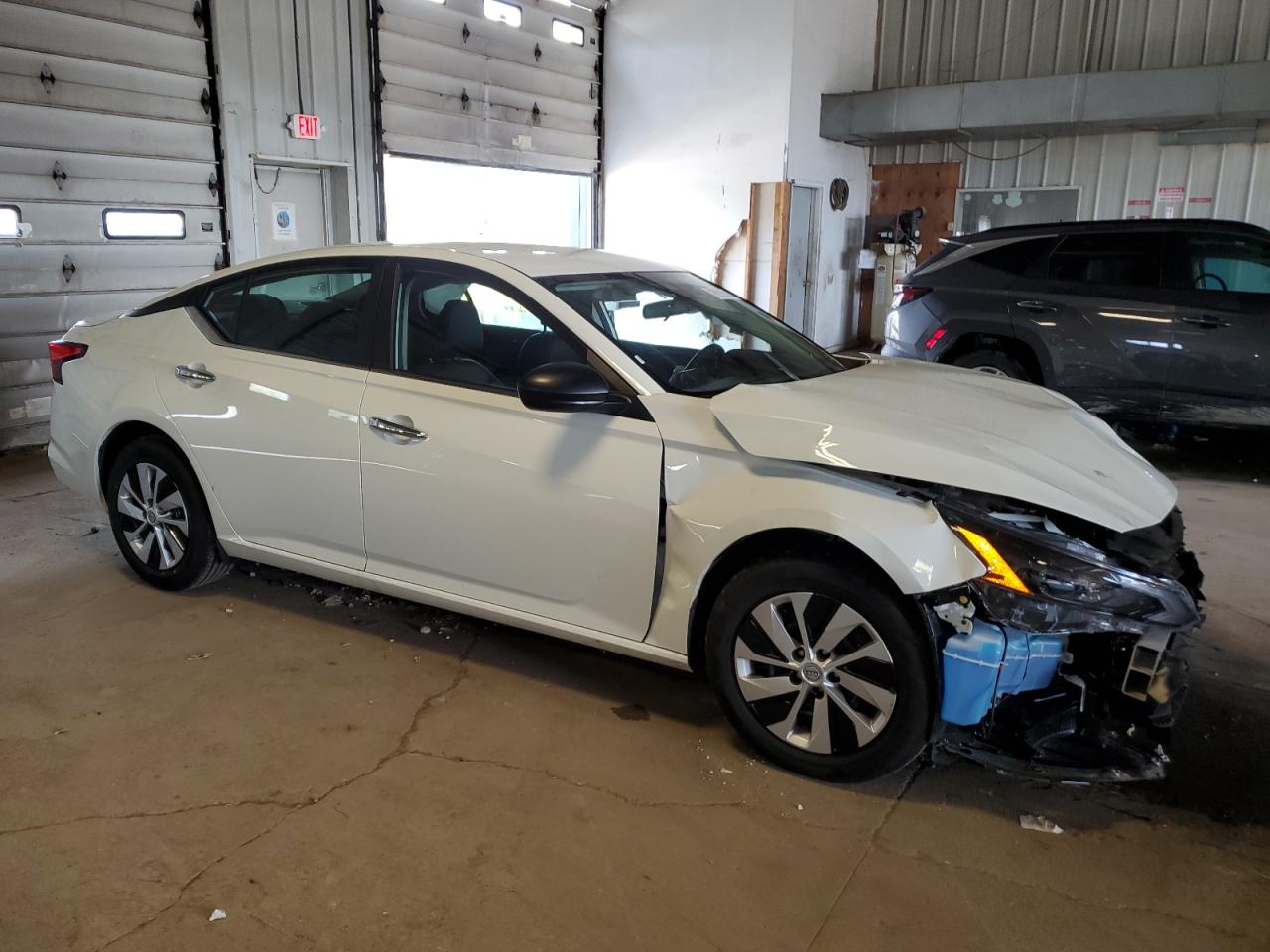 1N4BL4BV9RN386780 Nissan Altima S 4