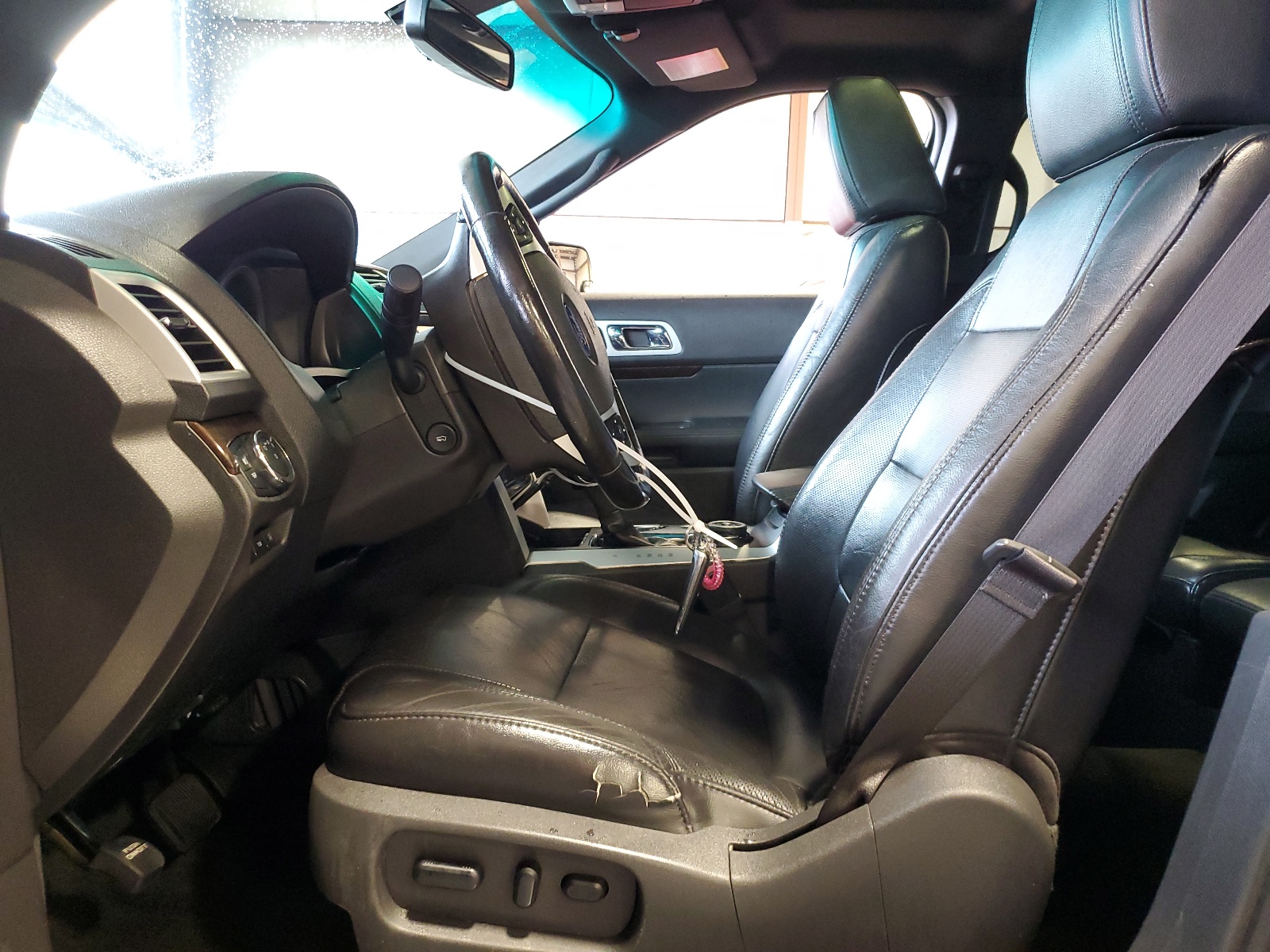 1FMHK8F86BGA59679 2011 Ford Explorer Limited