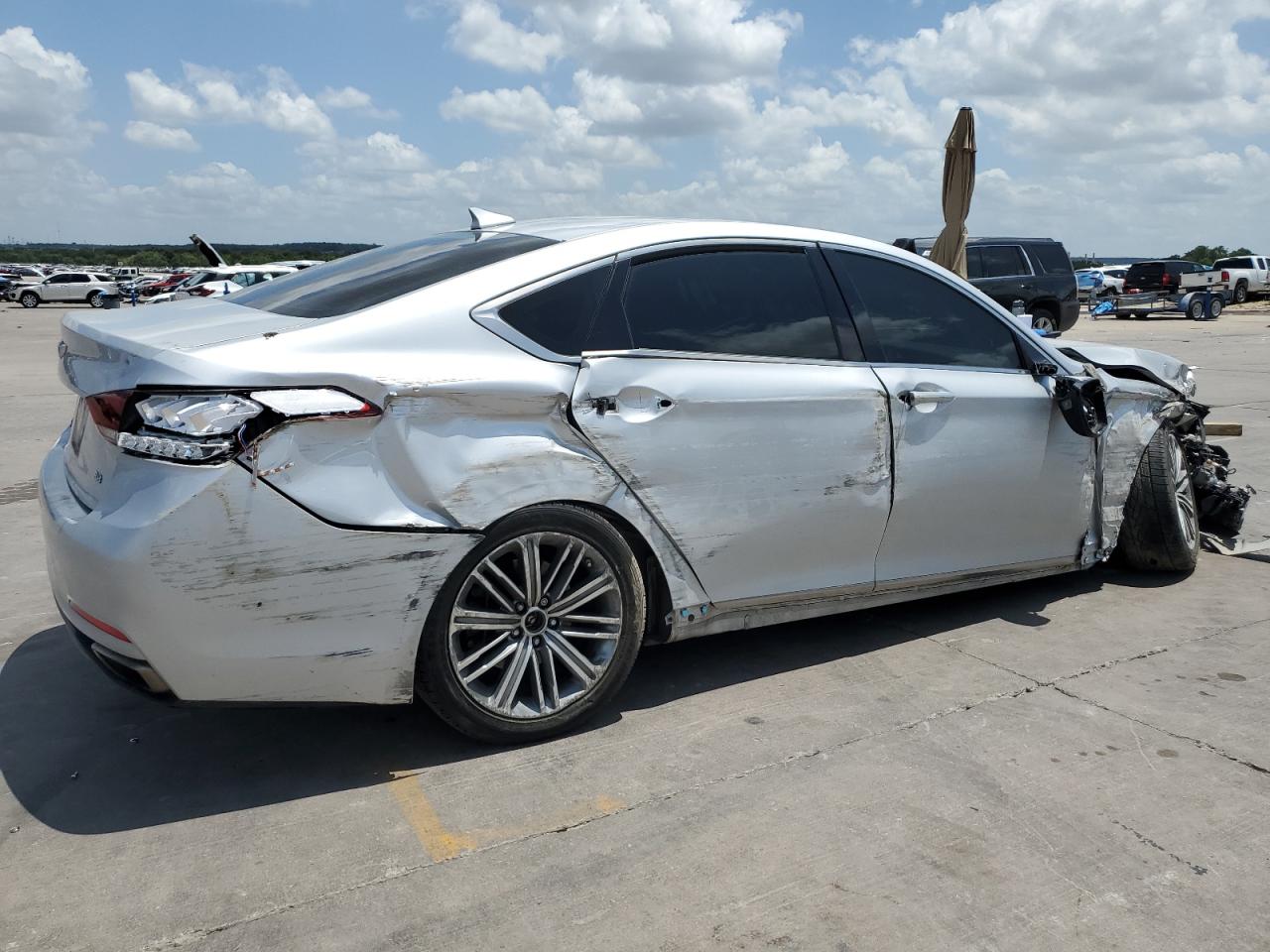 2018 Genesis G80 - Image 3