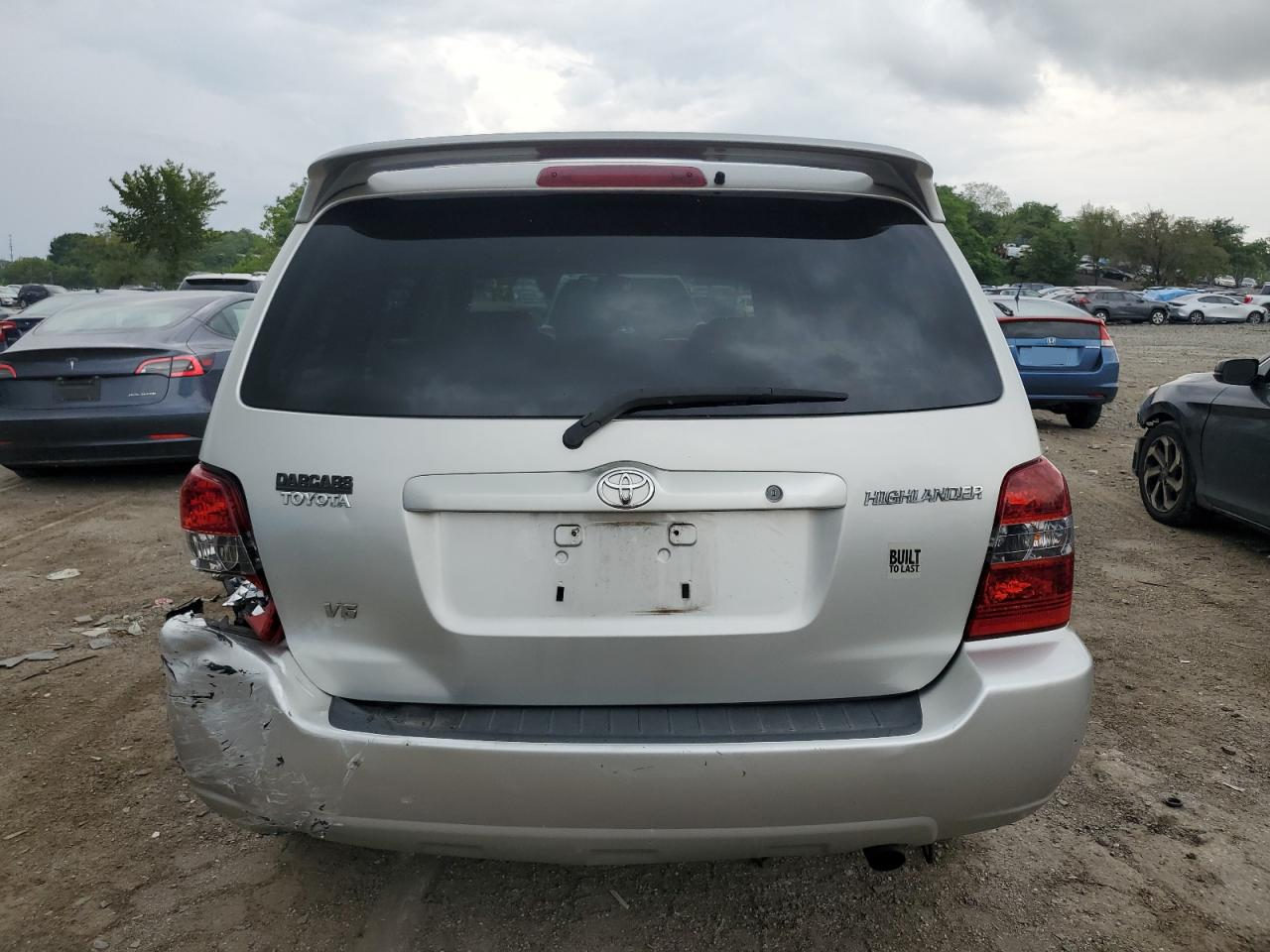 JTEDP21A940038263 2004 Toyota Highlander Base