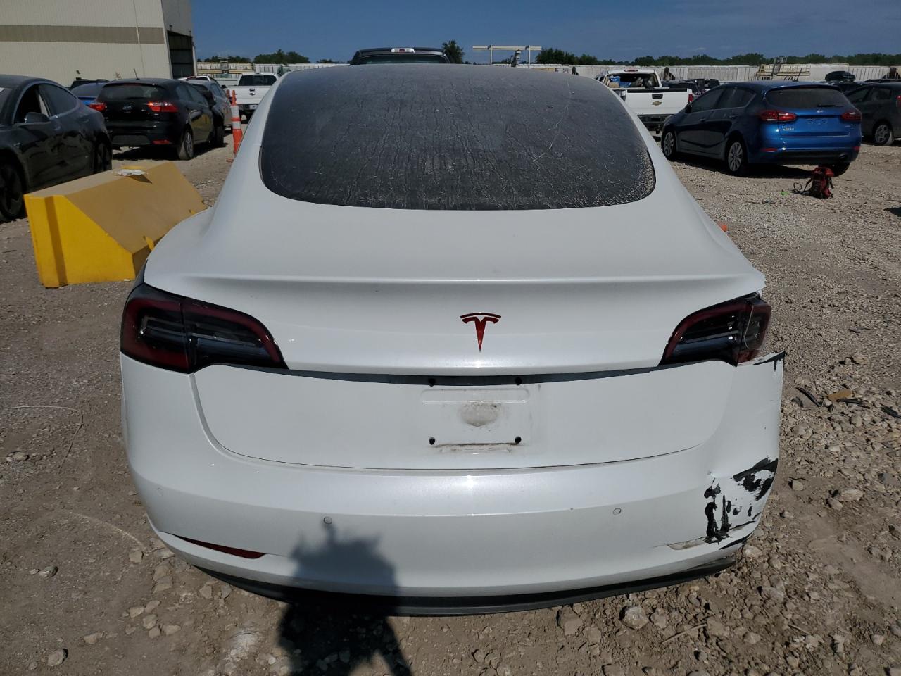 5YJ3E1EA4JF049291 2018 Tesla Model 3