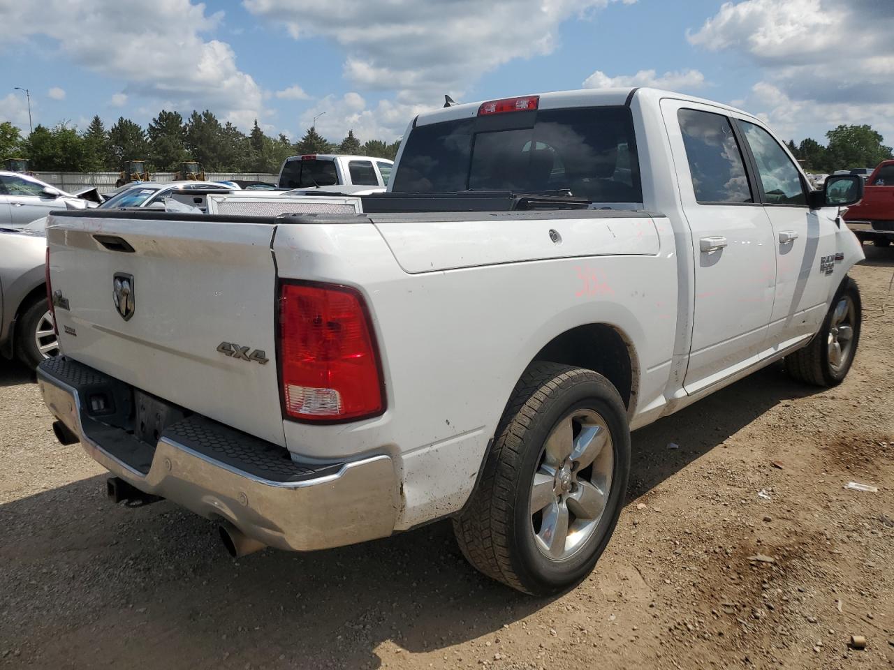 2019 RAM 1500 - Image 3