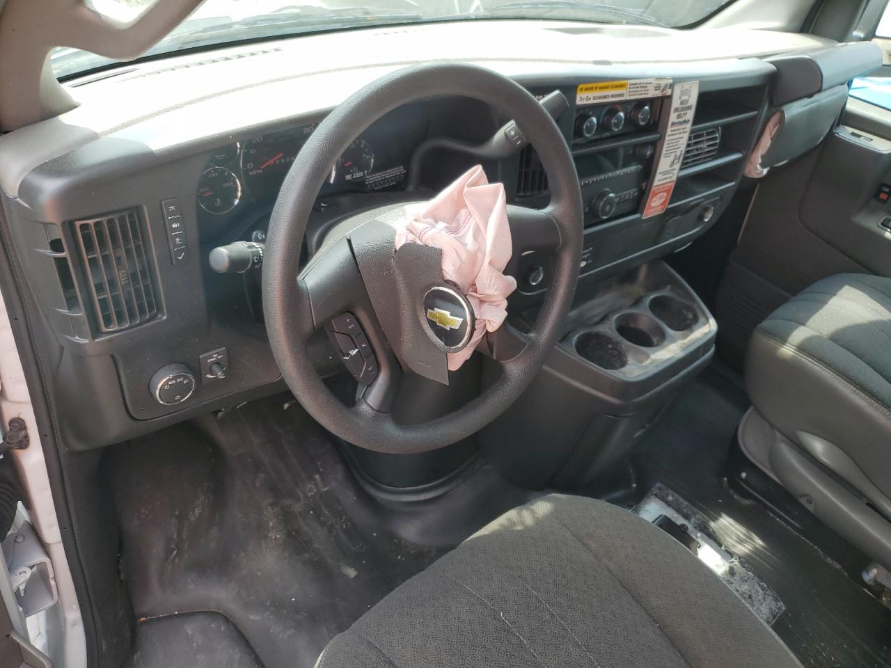 2022 Chevrolet Express G2500 VIN: 1GCWGAFP8N1182886 Lot: 63303554