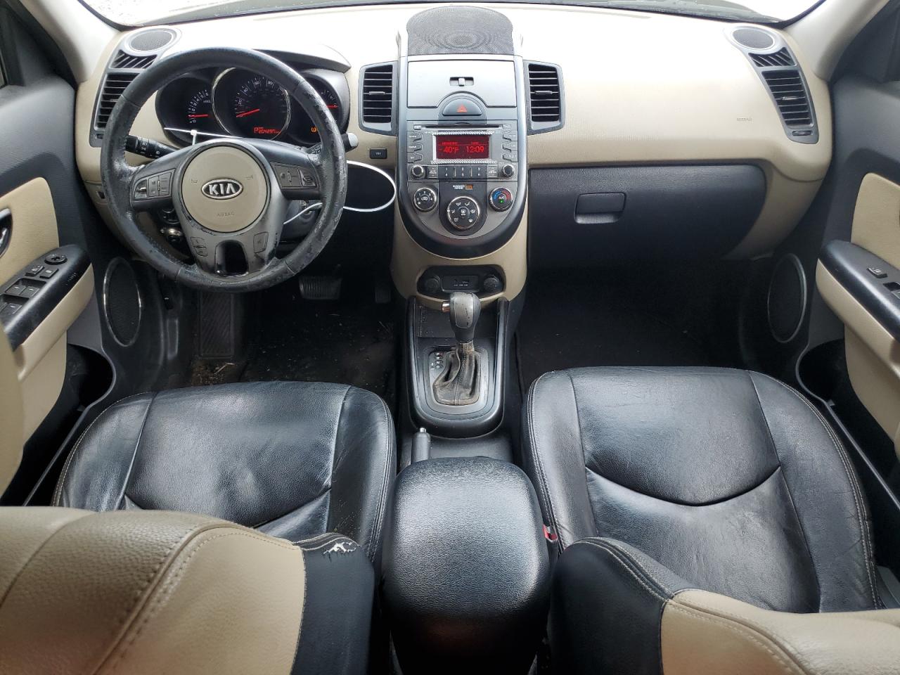 2011 Kia Soul + VIN: KNDJT2A21B7281095 Lot: 64791394