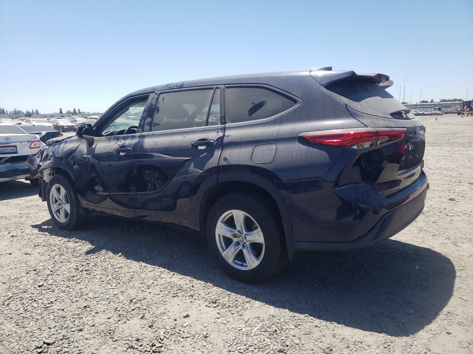 5TDBBRCH9MS520886 2021 Toyota Highlander Hybrid Le