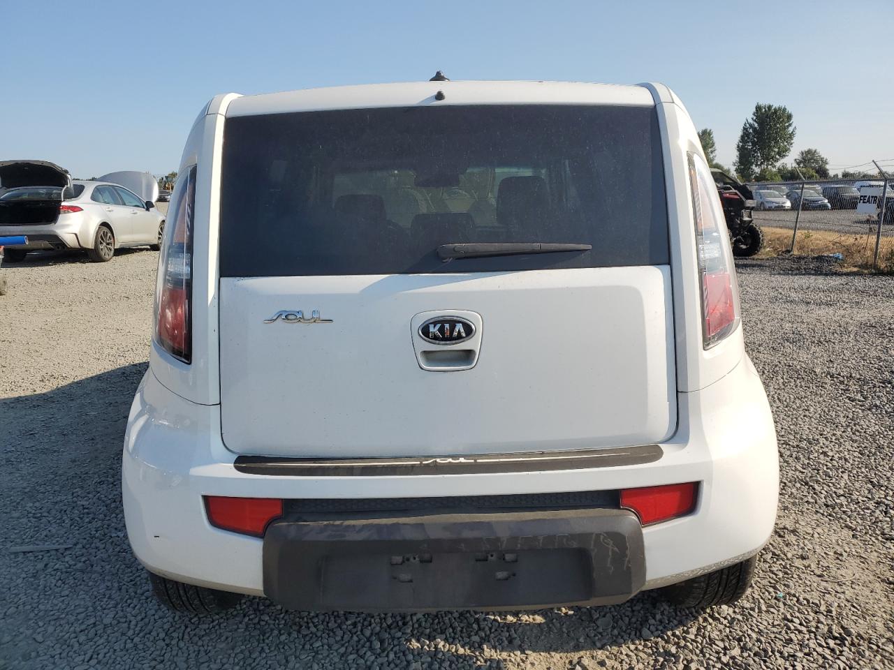 2010 Kia Soul + VIN: KNDJT2A20A7163229 Lot: 77900794