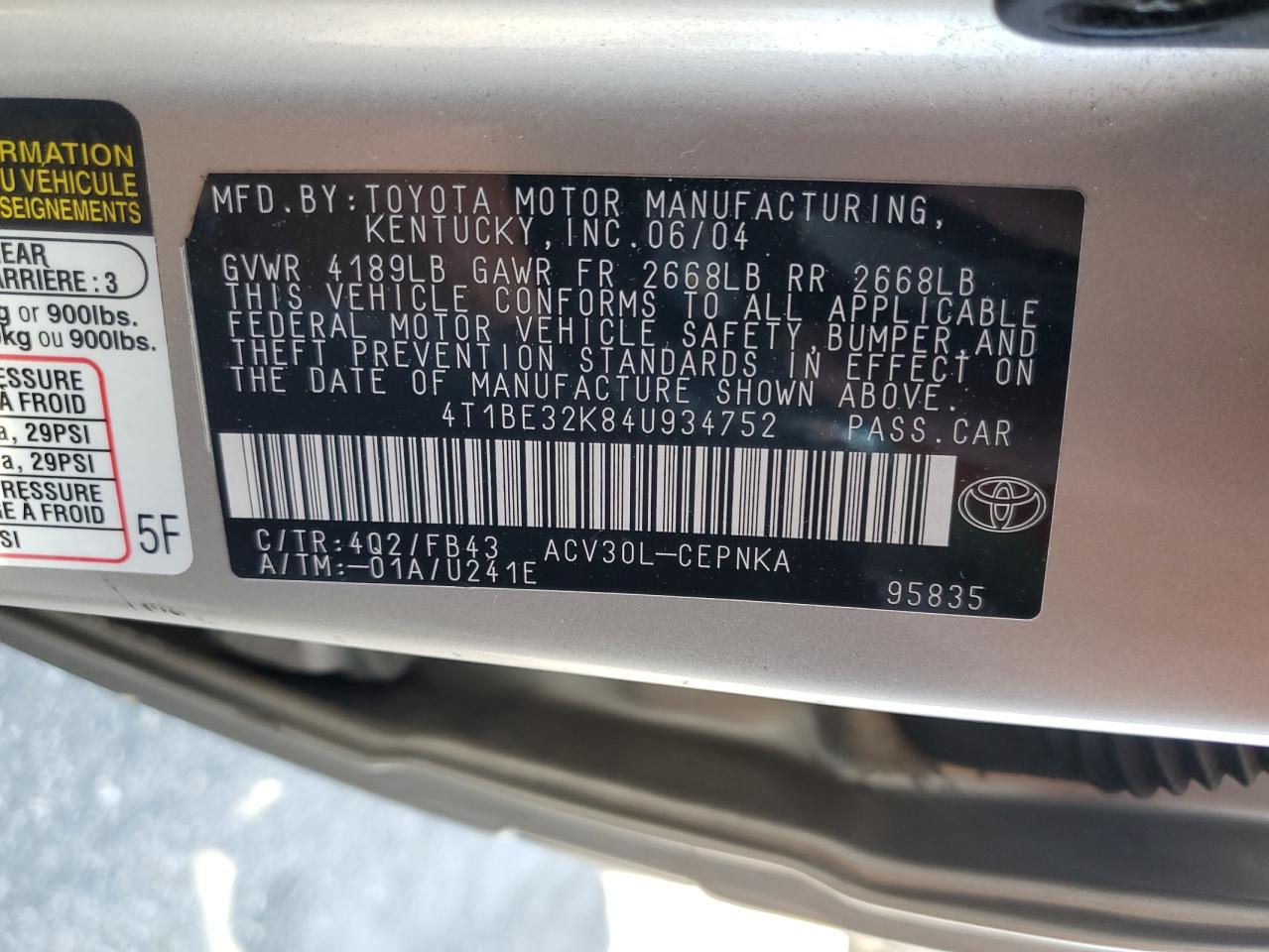 2004 Toyota Camry Le VIN: 4T1BE32K84U934752 Lot: 64647484