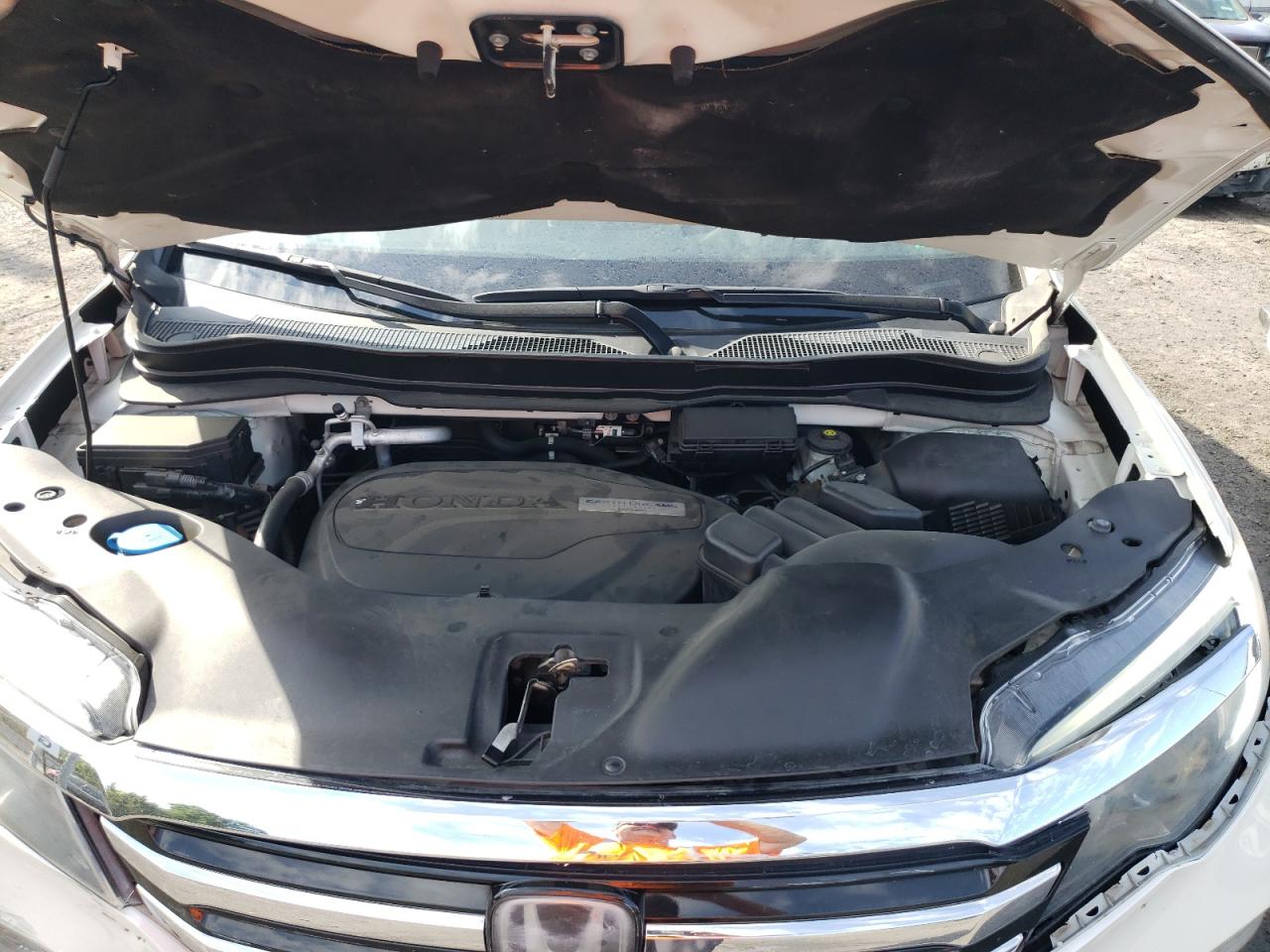 2017 Honda Pilot Touring VIN: 5FNYF6H90HB069601 Lot: 62102264