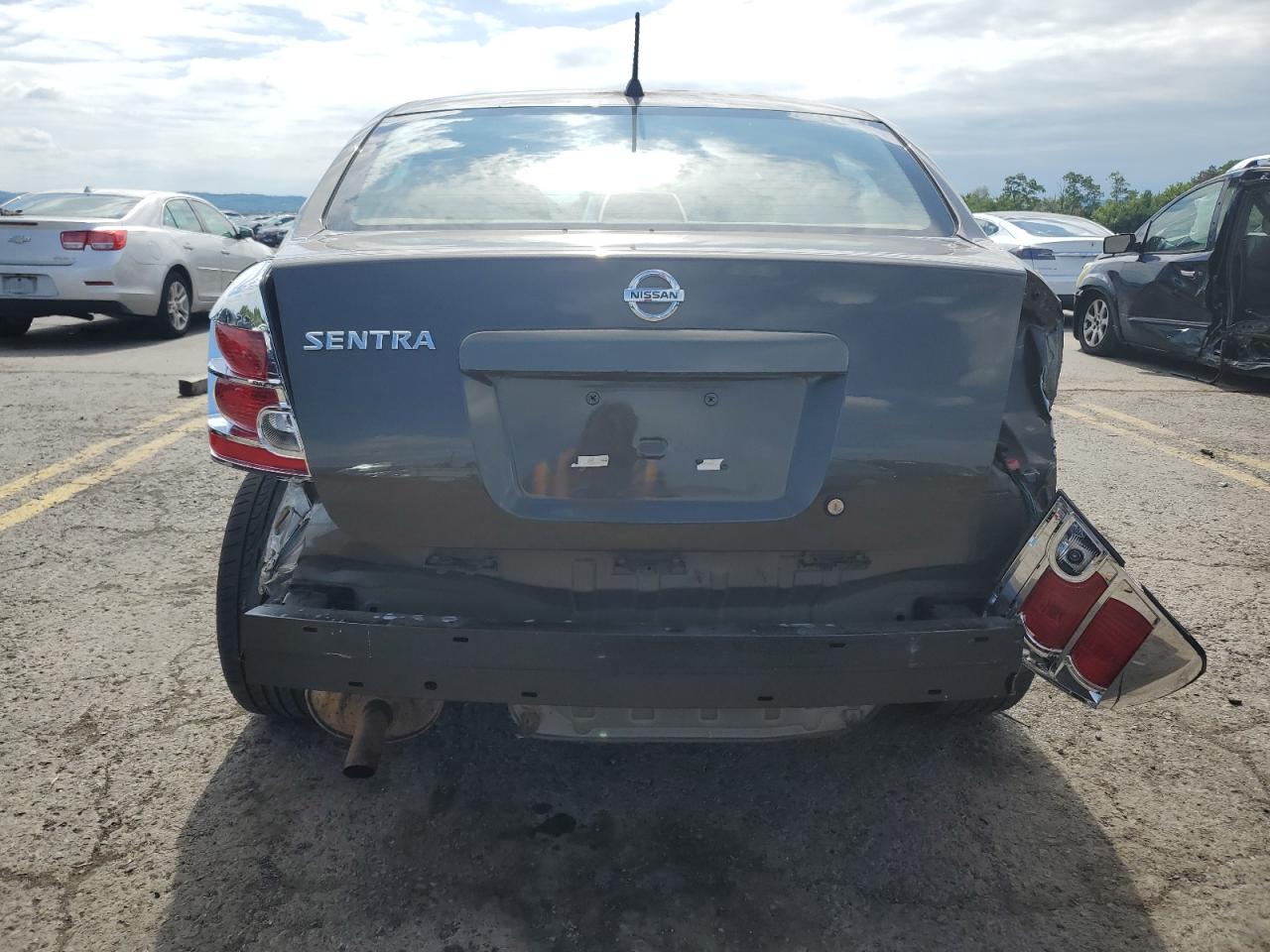2008 Nissan Sentra 2.0 VIN: 3N1AB61E68L674215 Lot: 63006204
