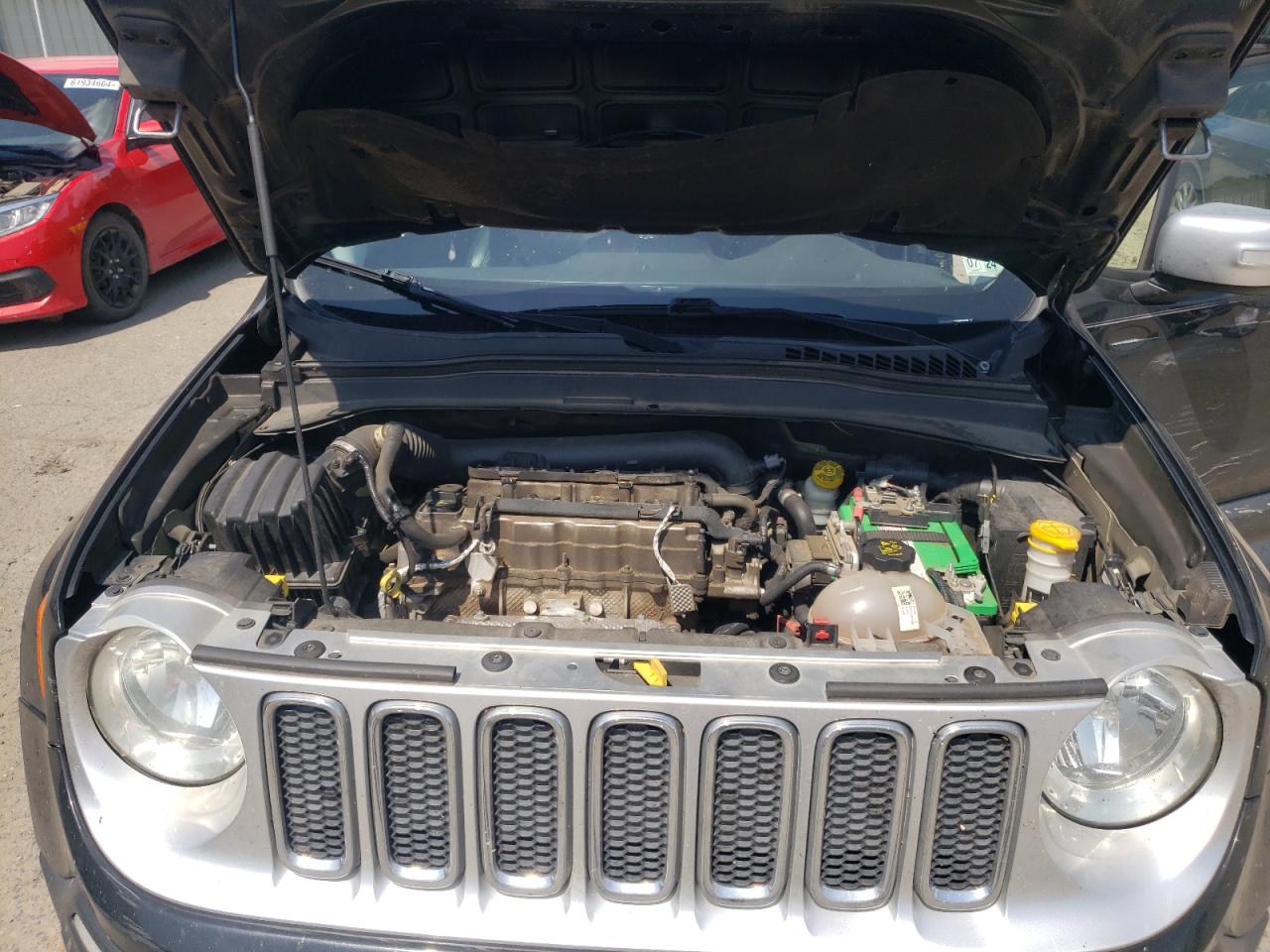 2015 Jeep Renegade Limited VIN: ZACCJADTXFPB52035 Lot: 61939294