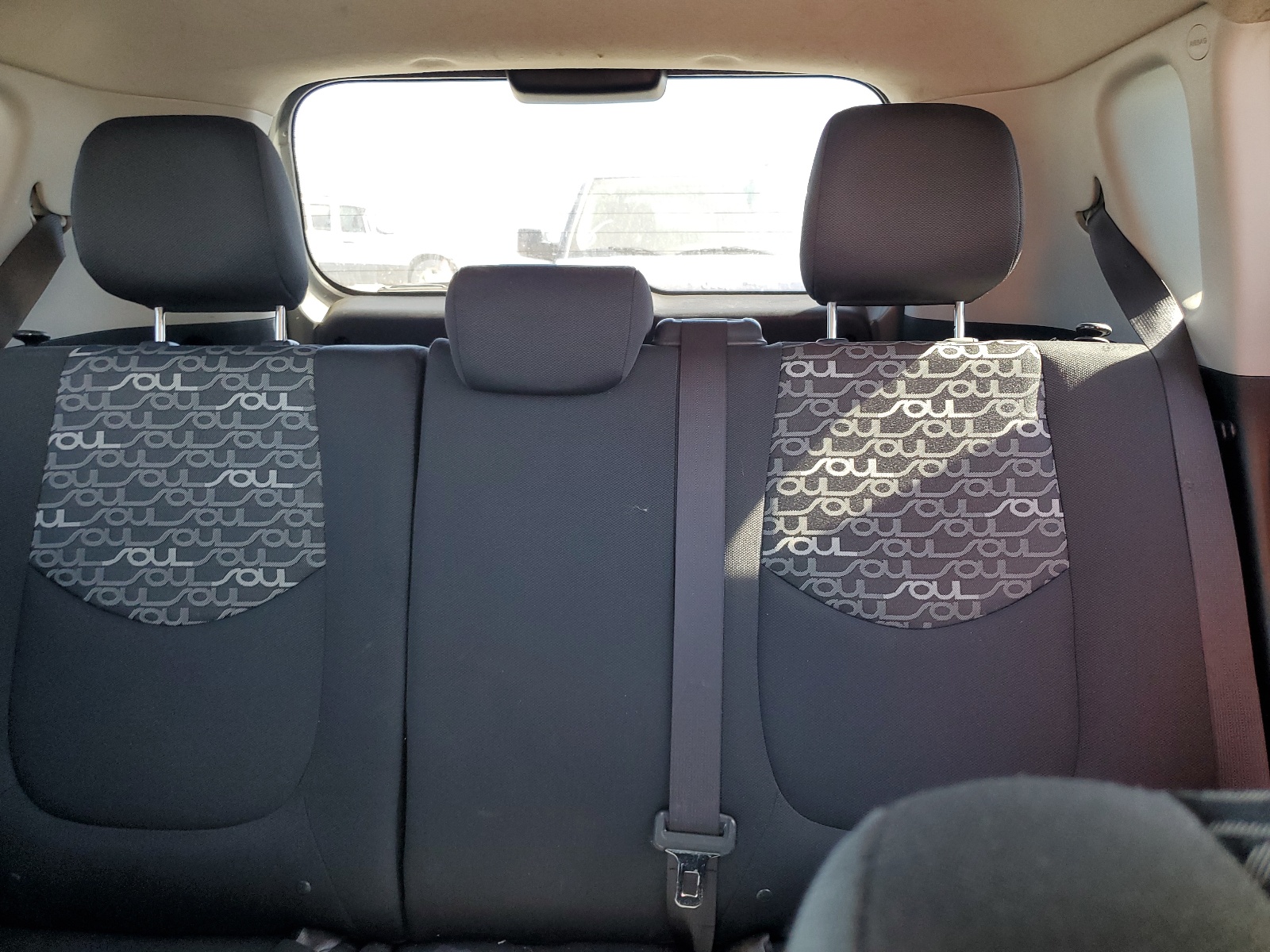 KNDJT2A20B7244071 2011 Kia Soul +