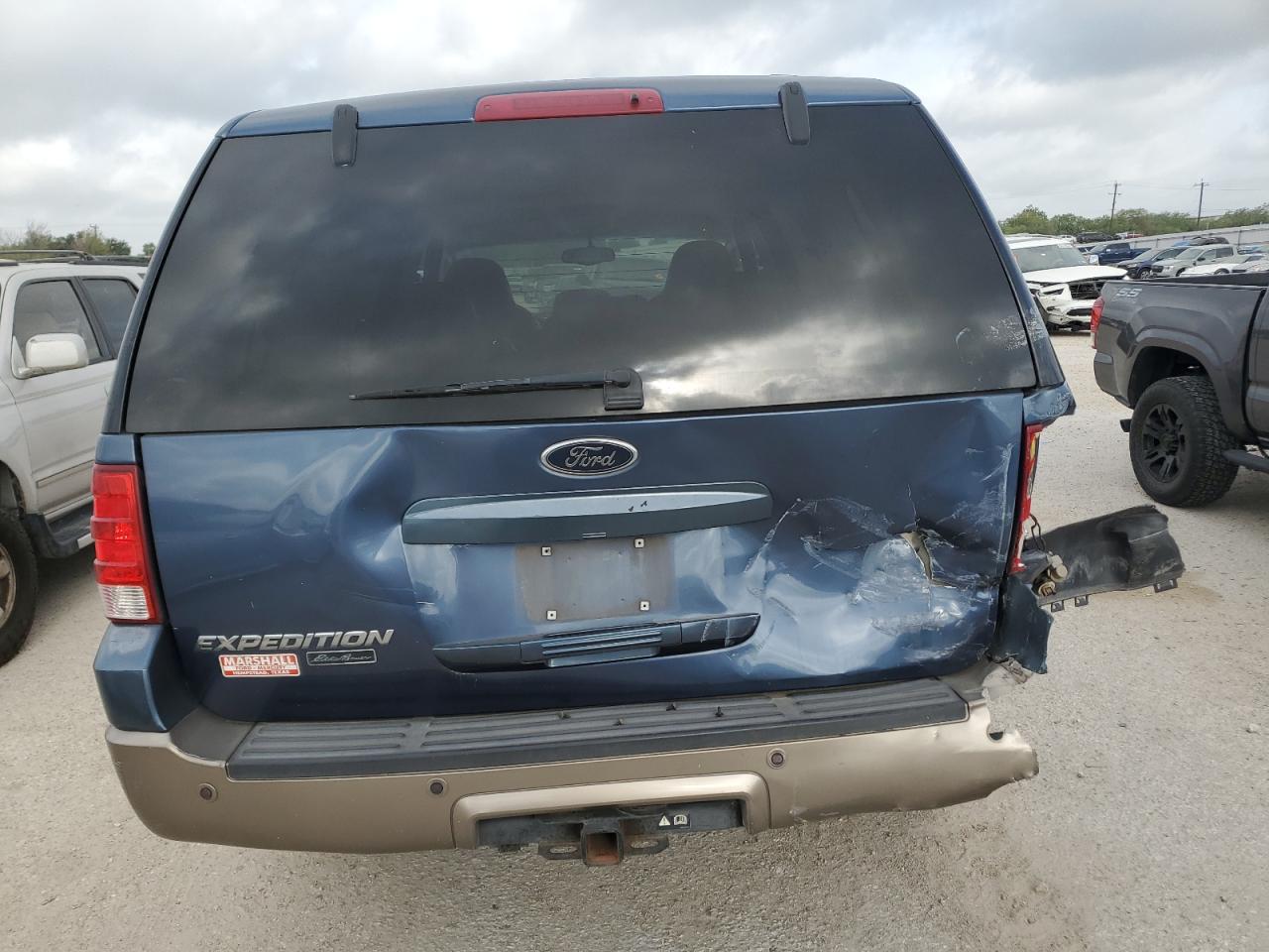 2004 Ford Expedition Eddie Bauer VIN: 1FMPU17L54LB14374 Lot: 65482814