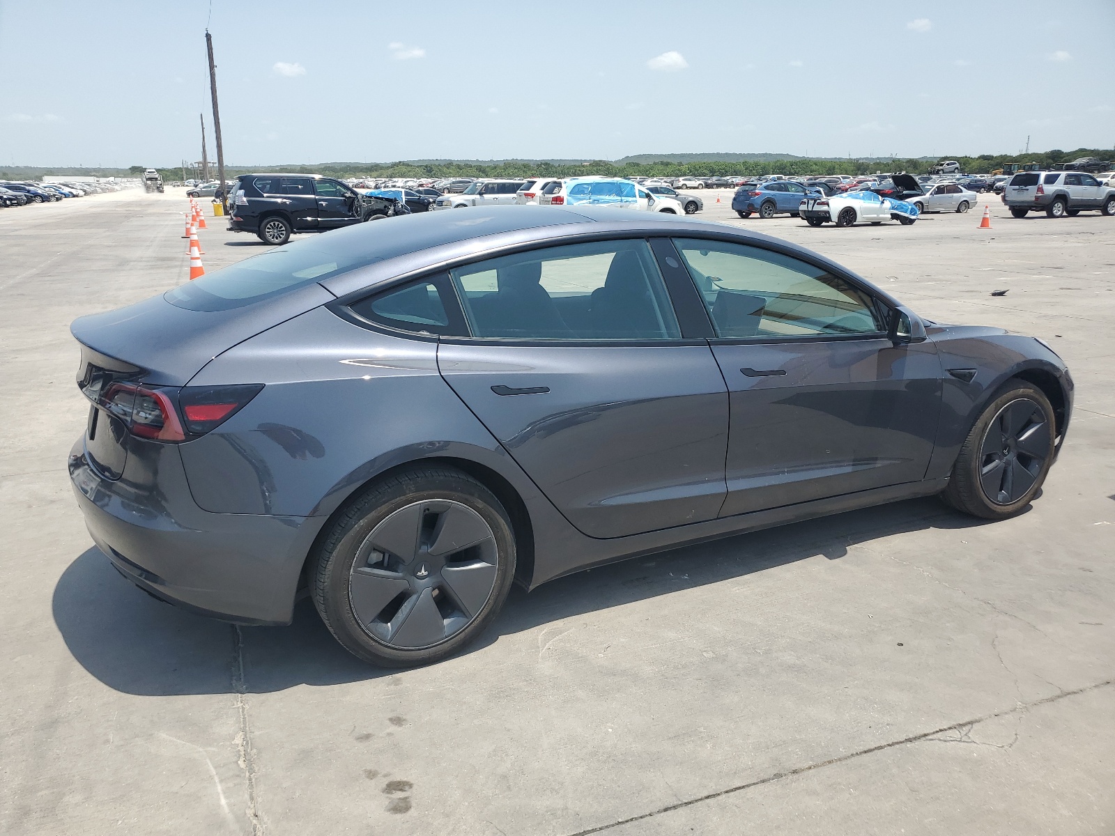 2023 Tesla Model 3 vin: 5YJ3E1EA4PF613532