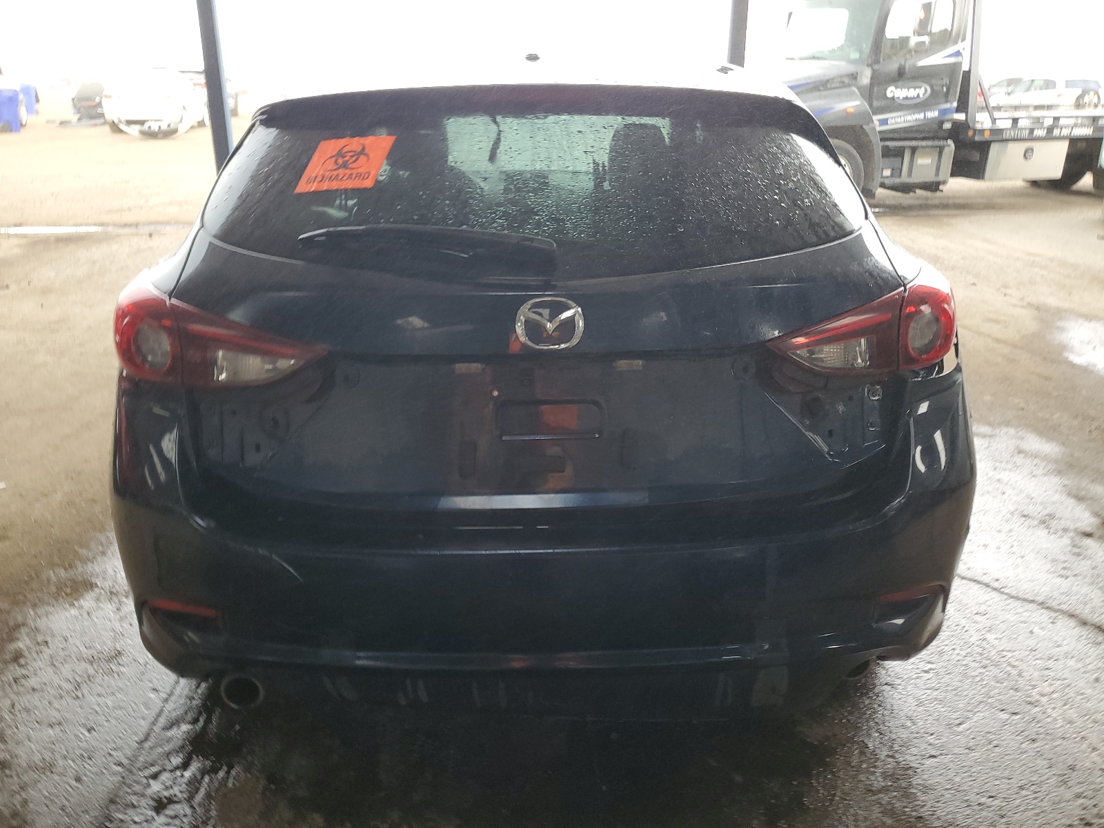 3MZBN1L33JM274097 2018 Mazda 3 Touring