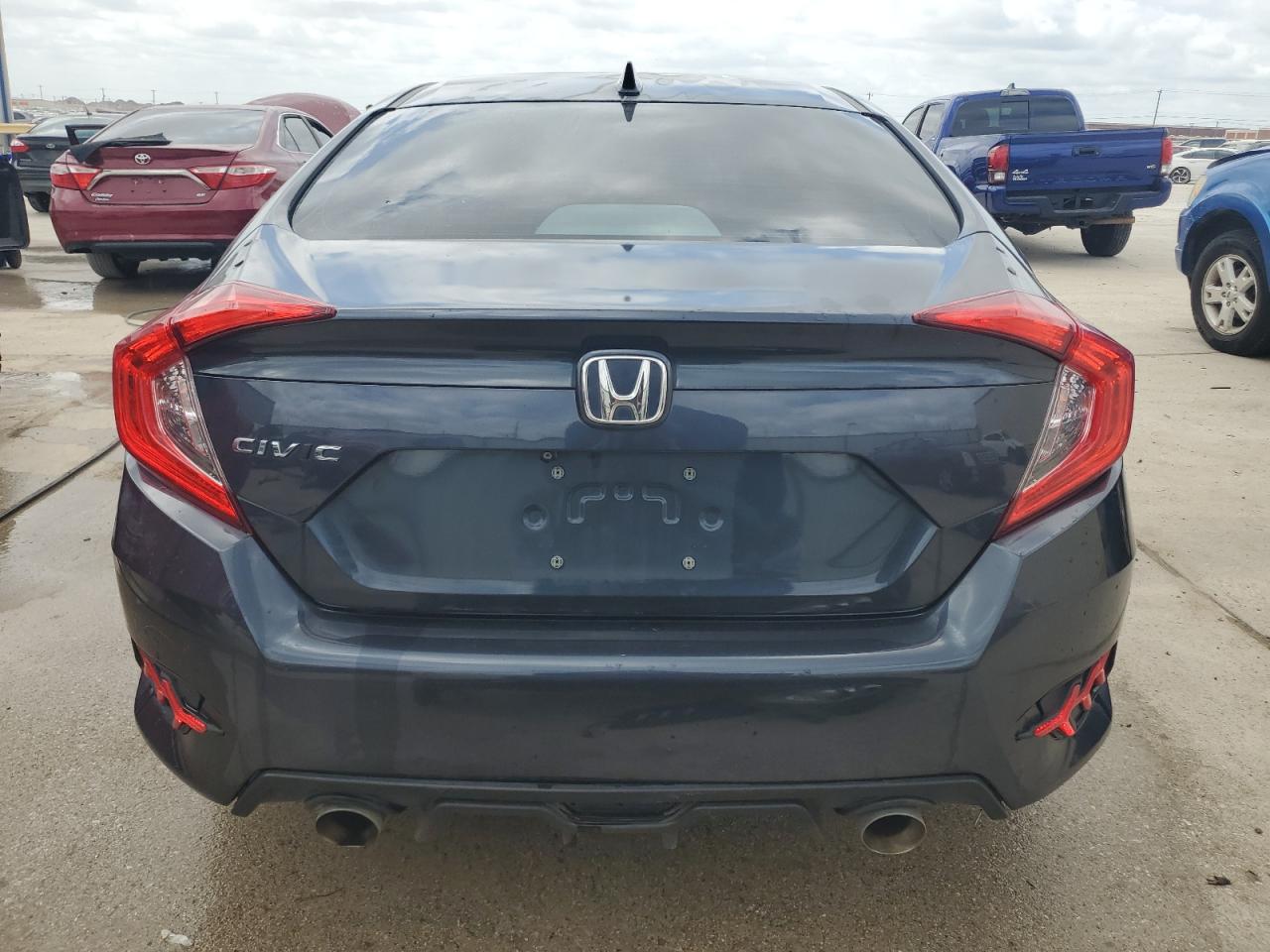 2HGFC2F7XJH599618 2018 Honda Civic Ex