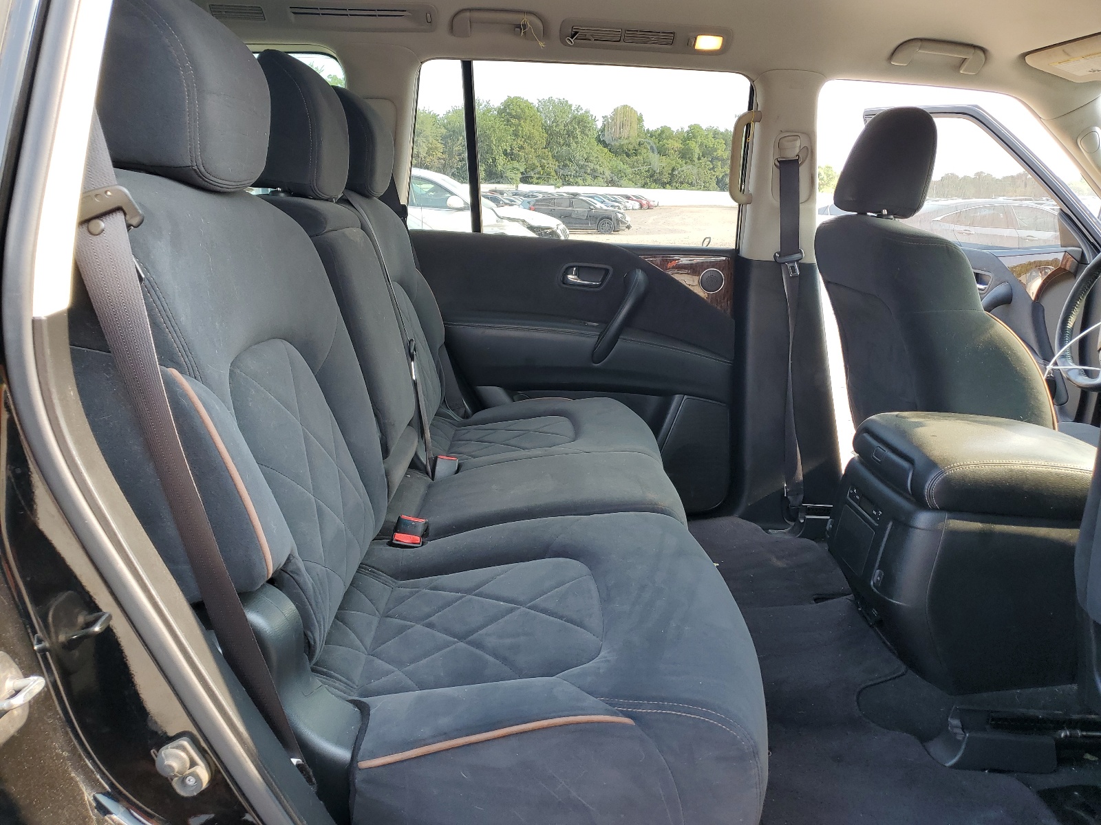 JN8AY2ND5JX000805 2018 Nissan Armada Sv