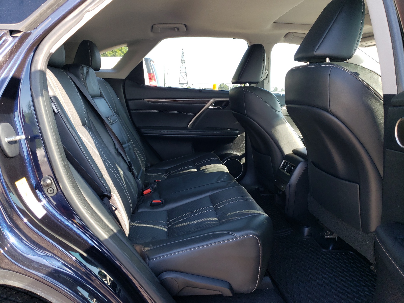 2T2BZMCA4HC120519 2017 Lexus Rx 350 Base