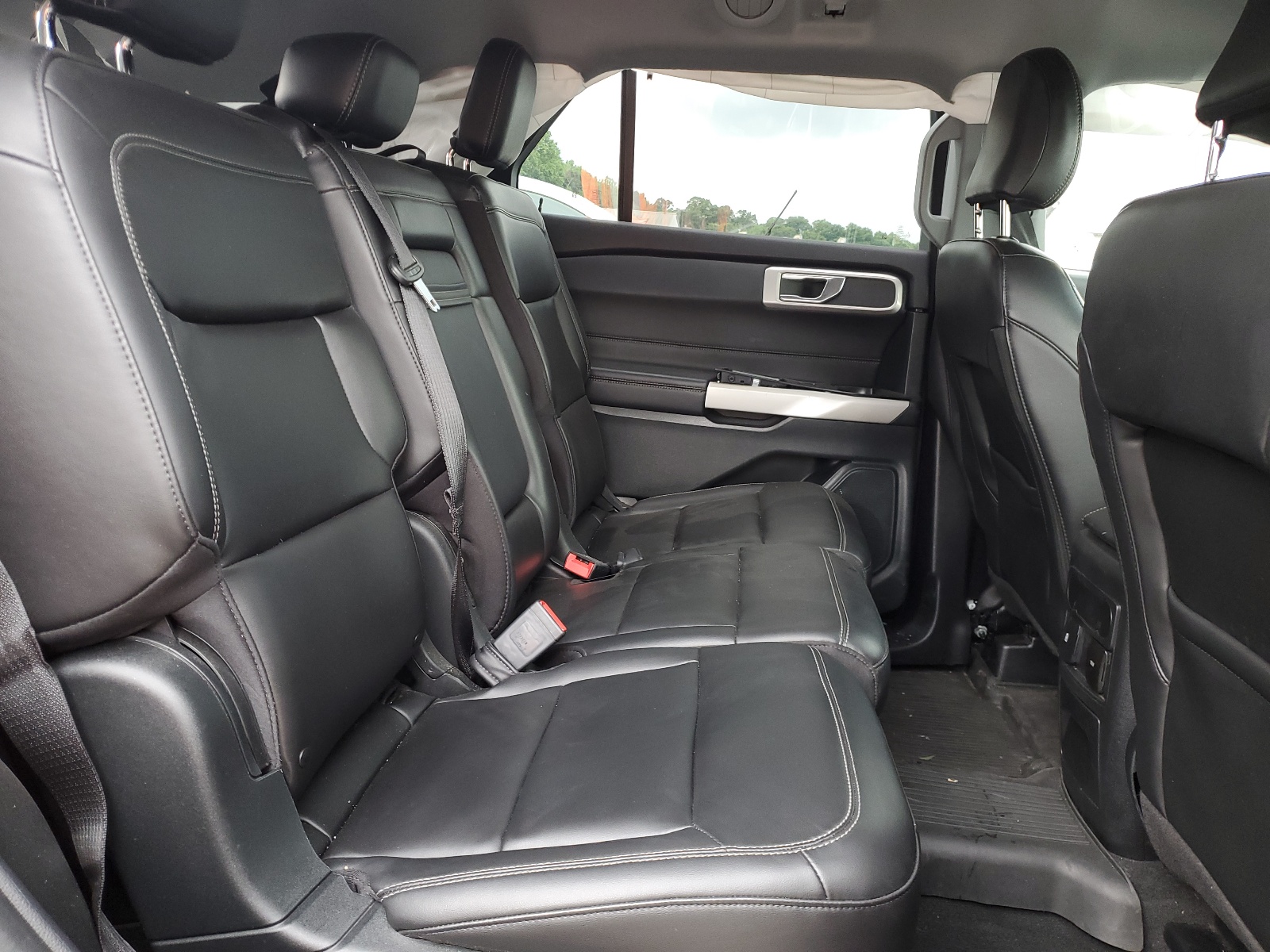 1FMSK8DH4NGA77112 2022 Ford Explorer Xlt