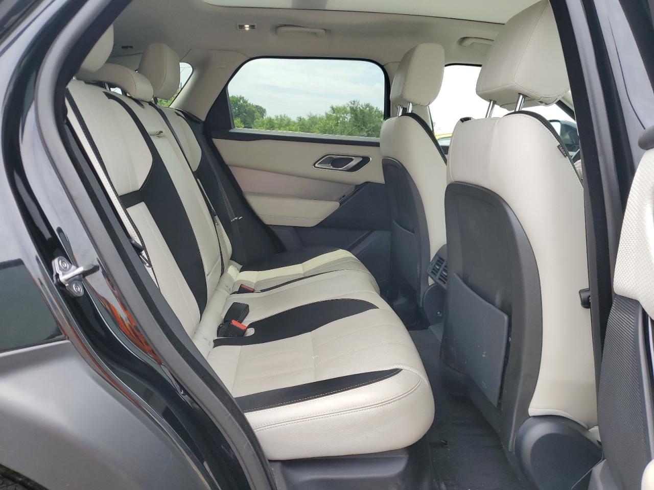 2020 Land Rover Range Rover Velar S VIN: SALYB2EX0LA291945 Lot: 63481384