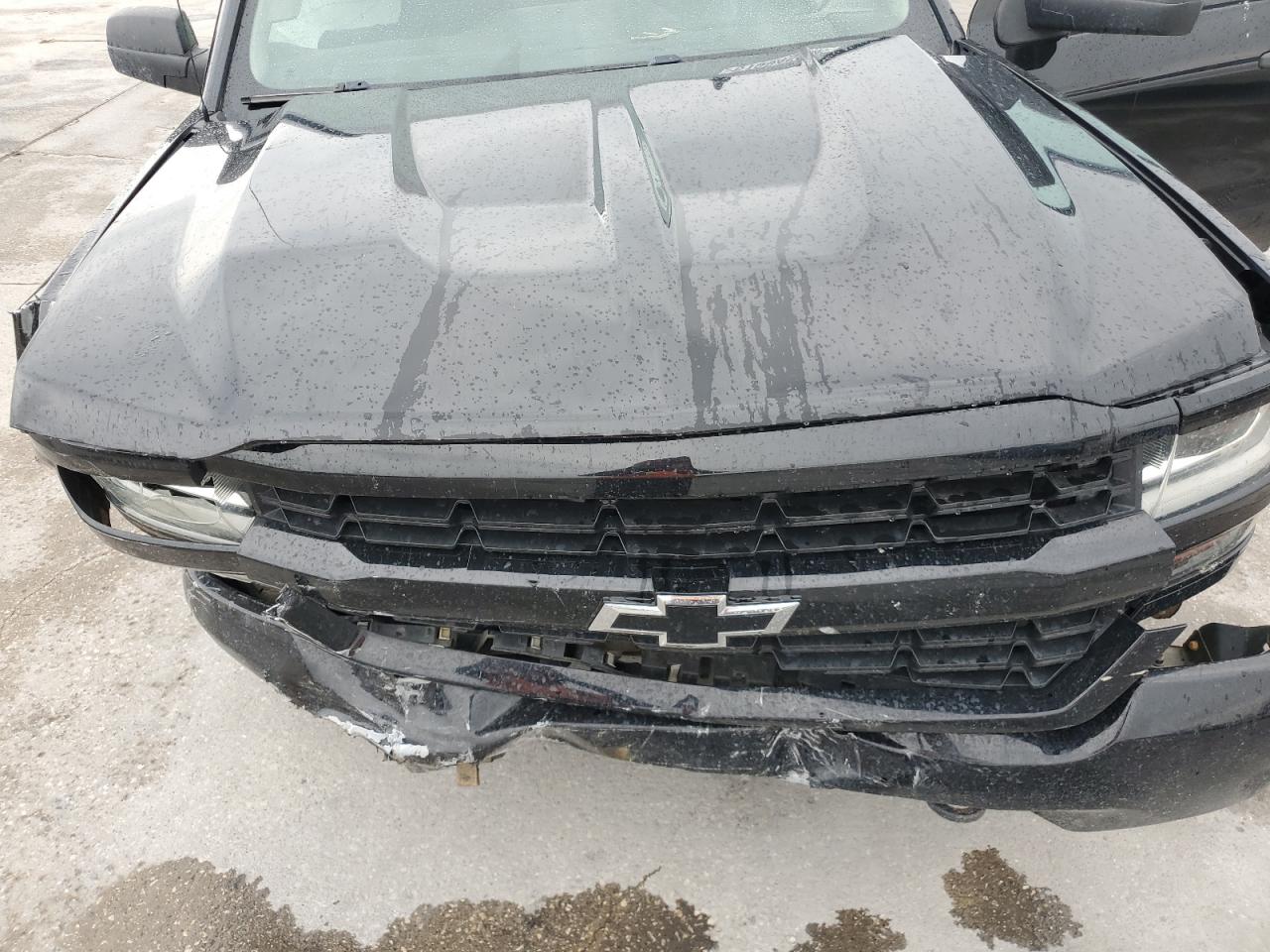 1GCRCPECXJZ109606 2018 Chevrolet Silverado C1500 Custom