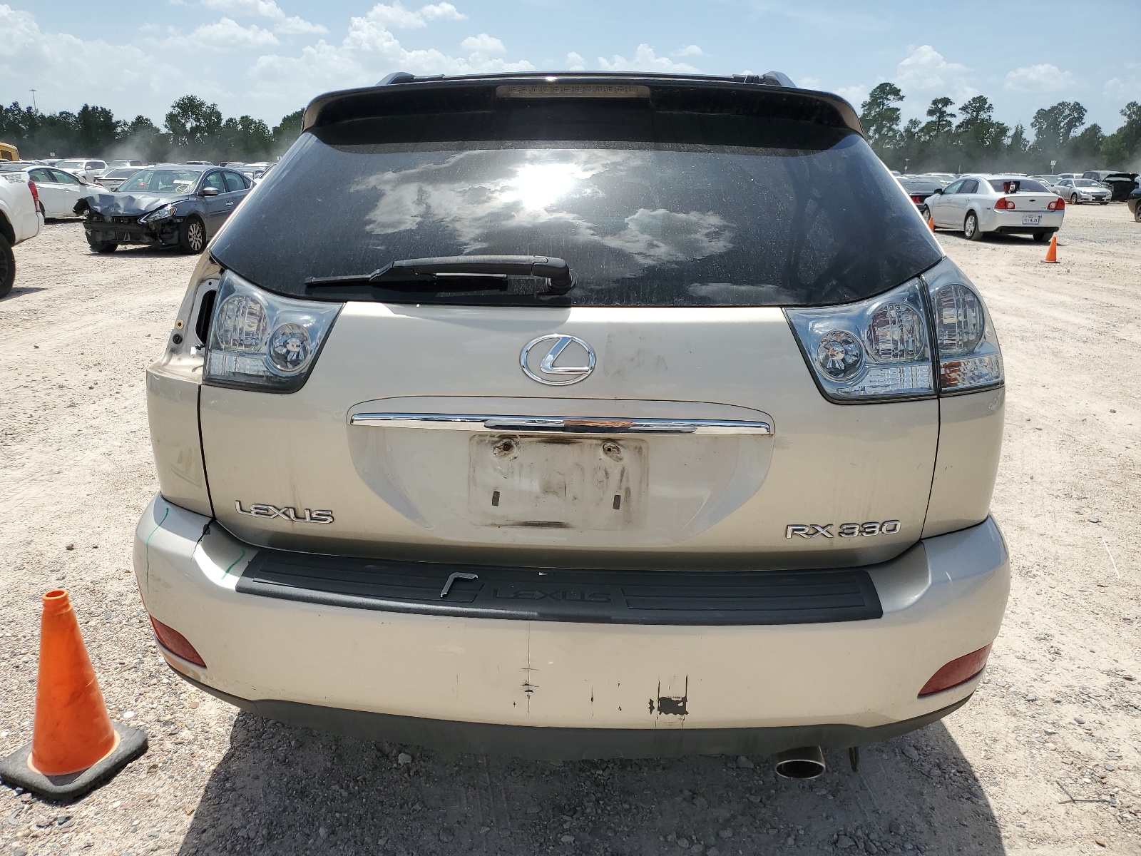 2T2GA31U05C032647 2005 Lexus Rx 330
