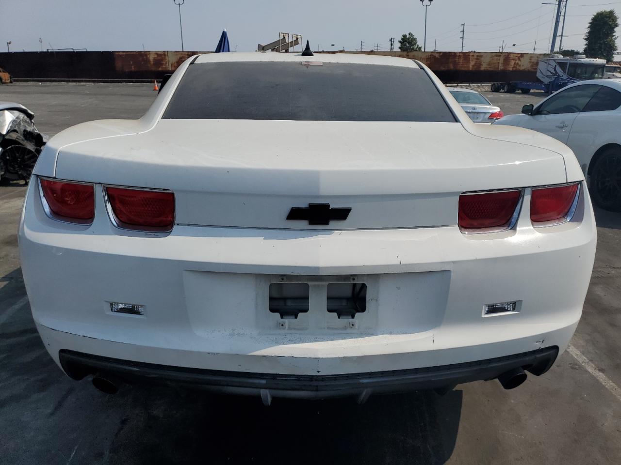 2011 Chevrolet Camaro Ls VIN: 2G1FA1ED2B9151948 Lot: 63210574